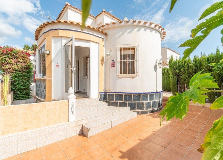 Resale - Villa - Orihuela Costa - La Florida