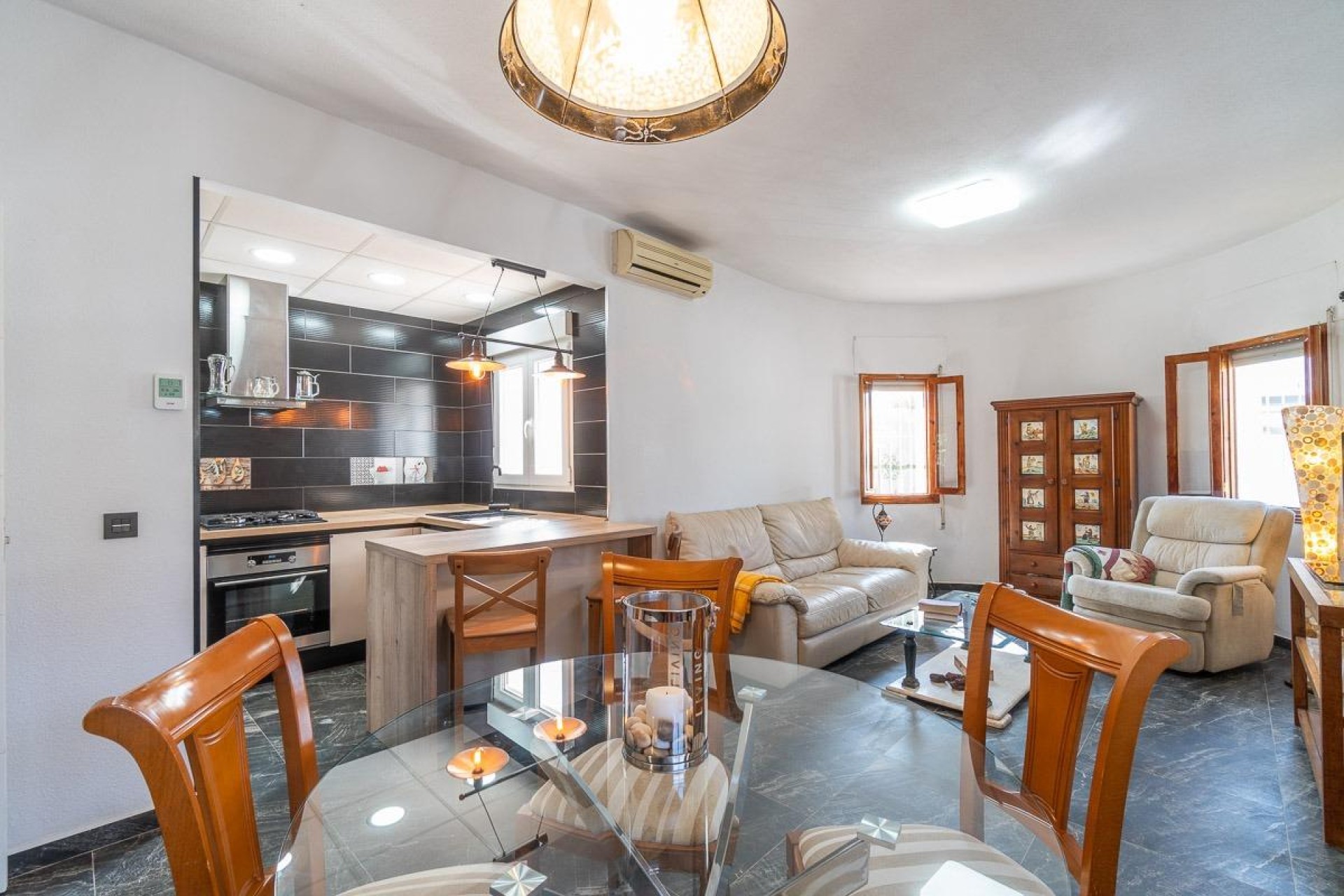 Resale - Villa - Orihuela Costa - La Florida