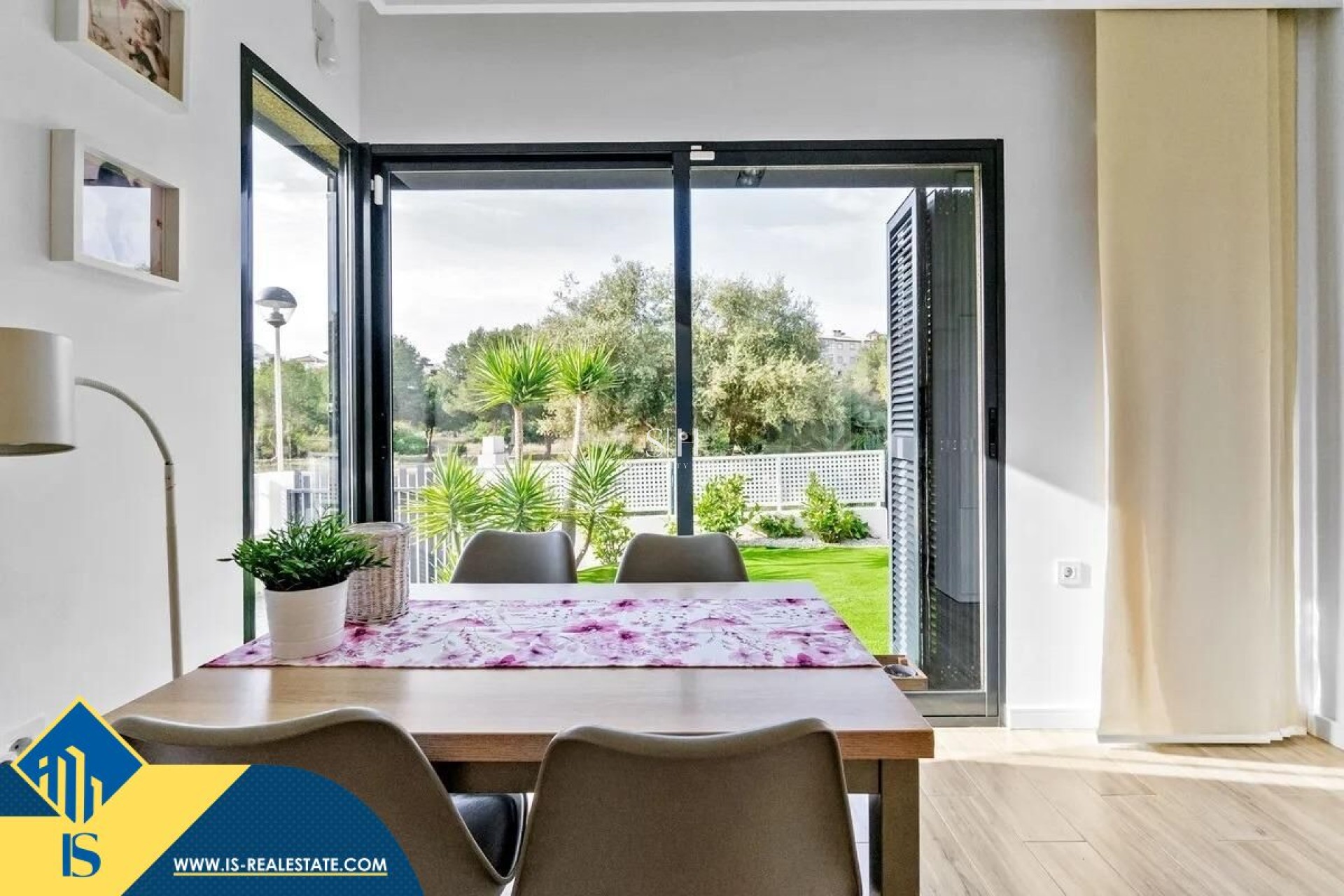 Resale - Villa - Orihuela Costa - La Regia