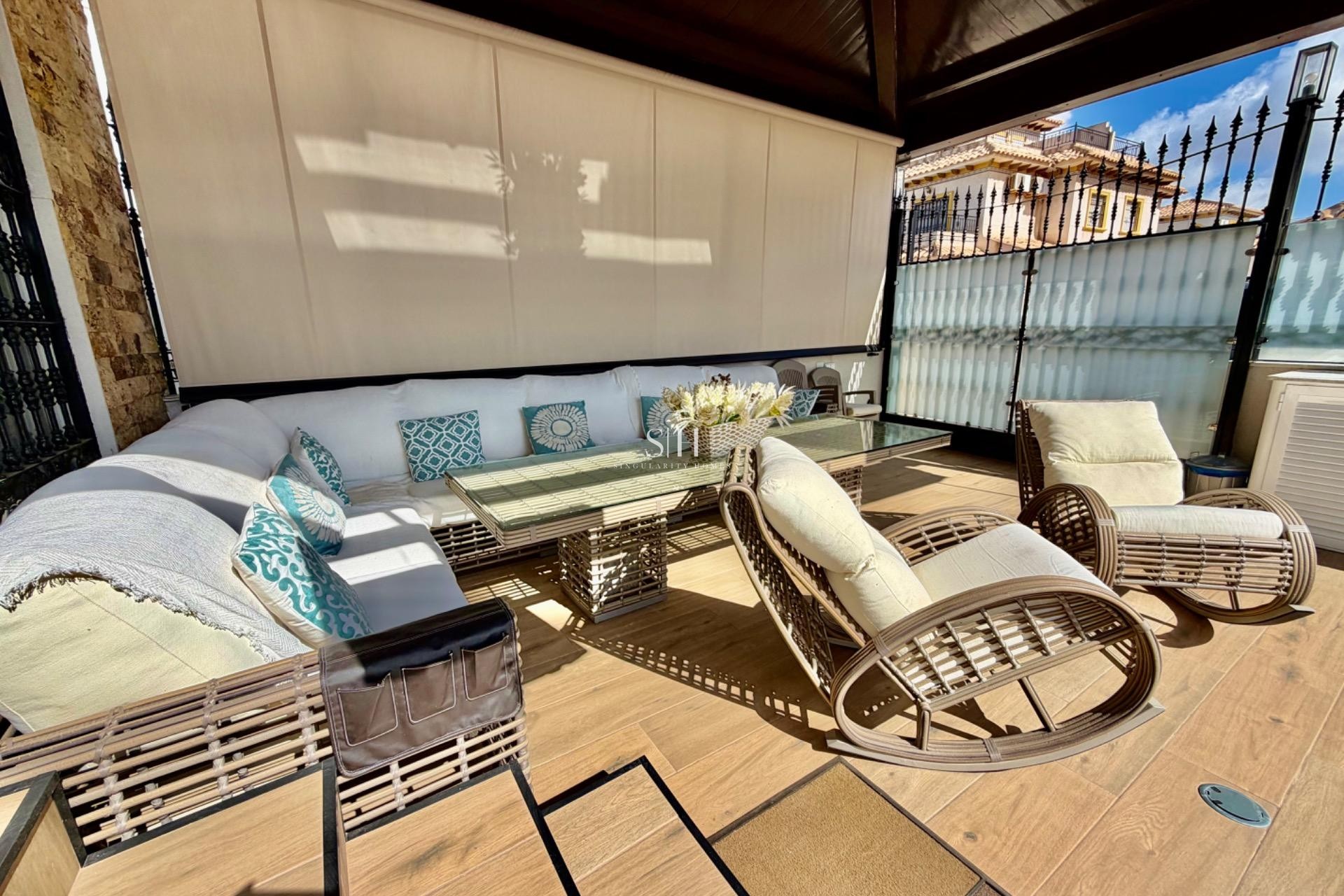 Resale - Villa - Orihuela Costa - La Zenia