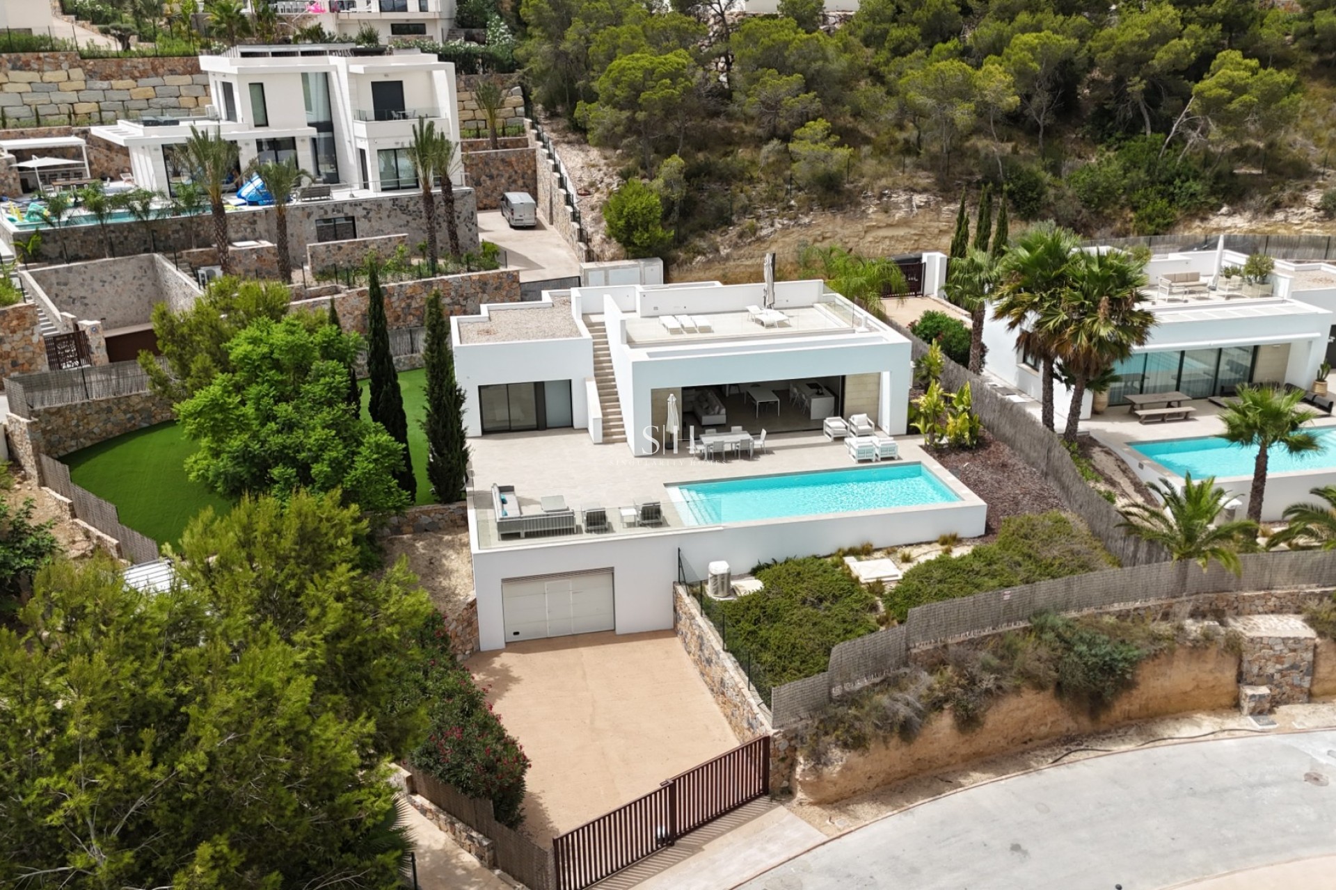 Resale - Villa - Orihuela Costa - Las Colinas Golf