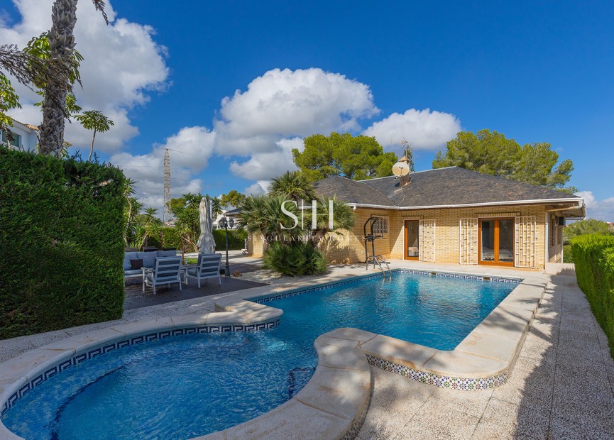 Resale - Villa - Orihuela Costa - Las Filipinas