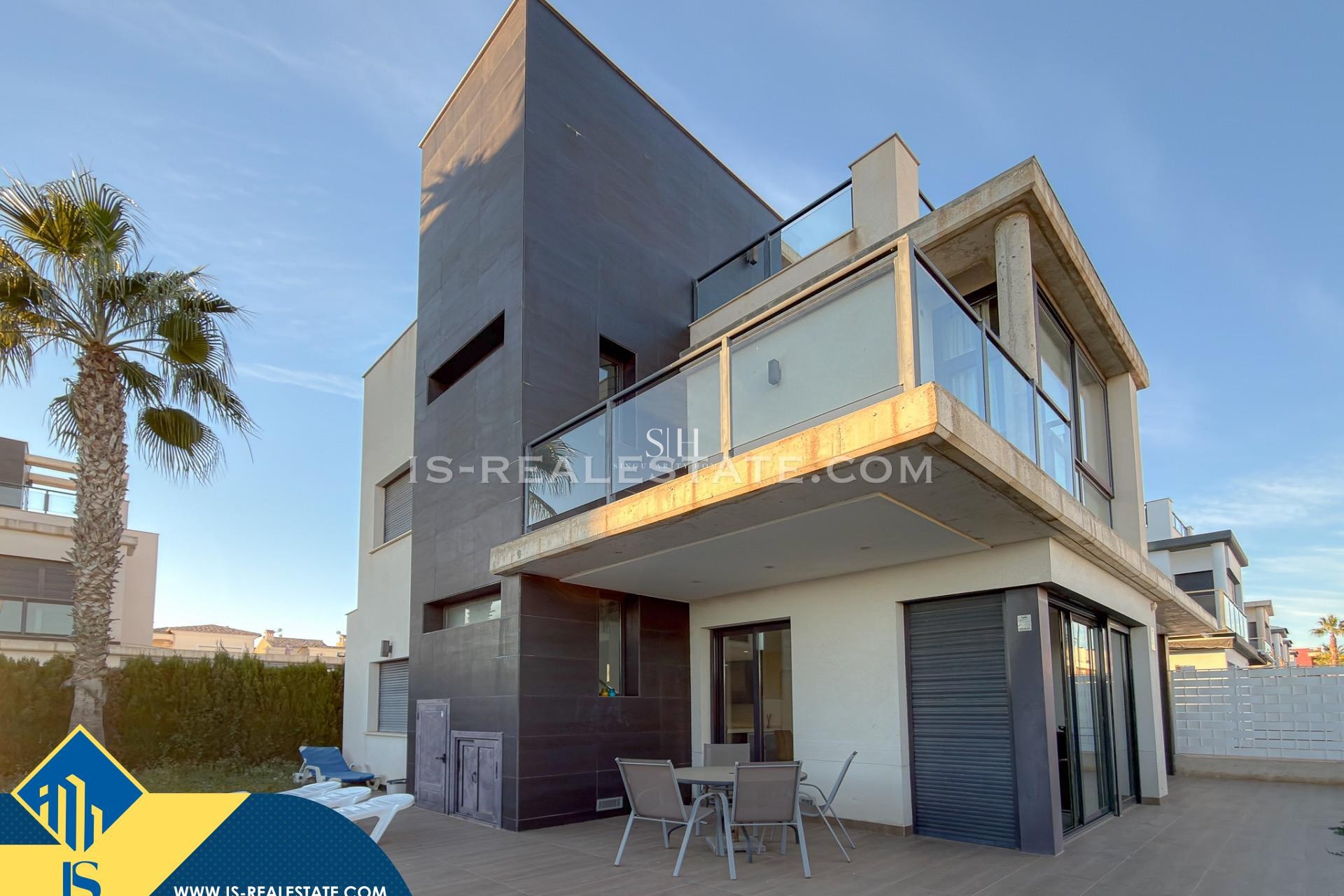 Resale - Villa - Orihuela Costa - Lomas de Cabo Roig