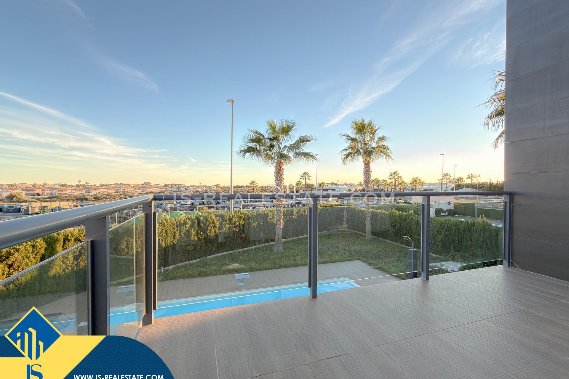 Resale - Villa - Orihuela Costa - Lomas de Cabo Roig