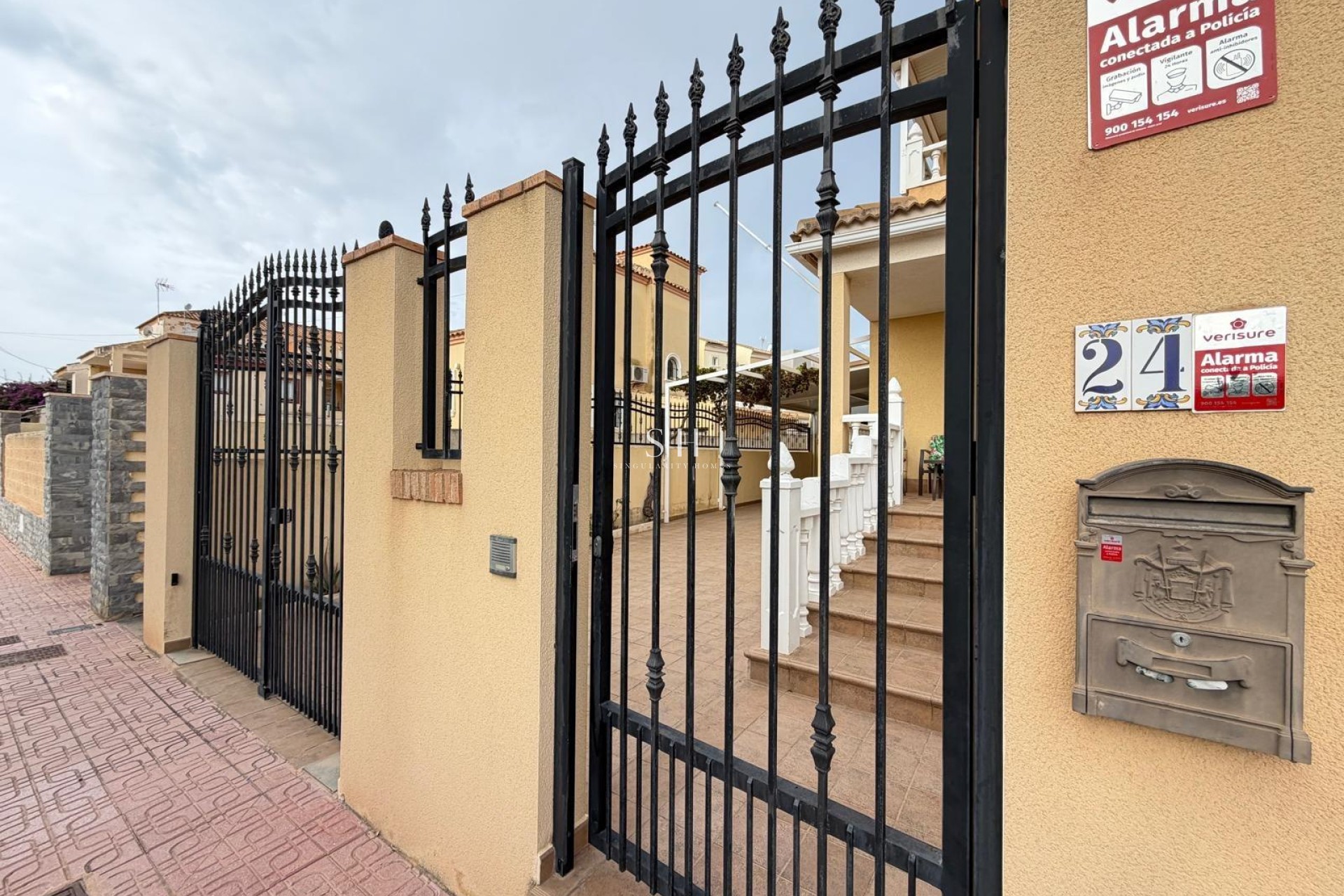 Resale - Villa - Orihuela Costa - Lomas De Don Juan