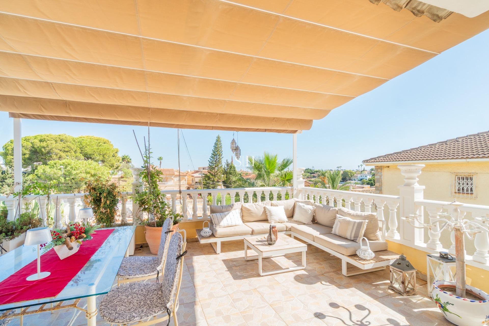 Resale - Villa - Orihuela Costa - Los Balcones