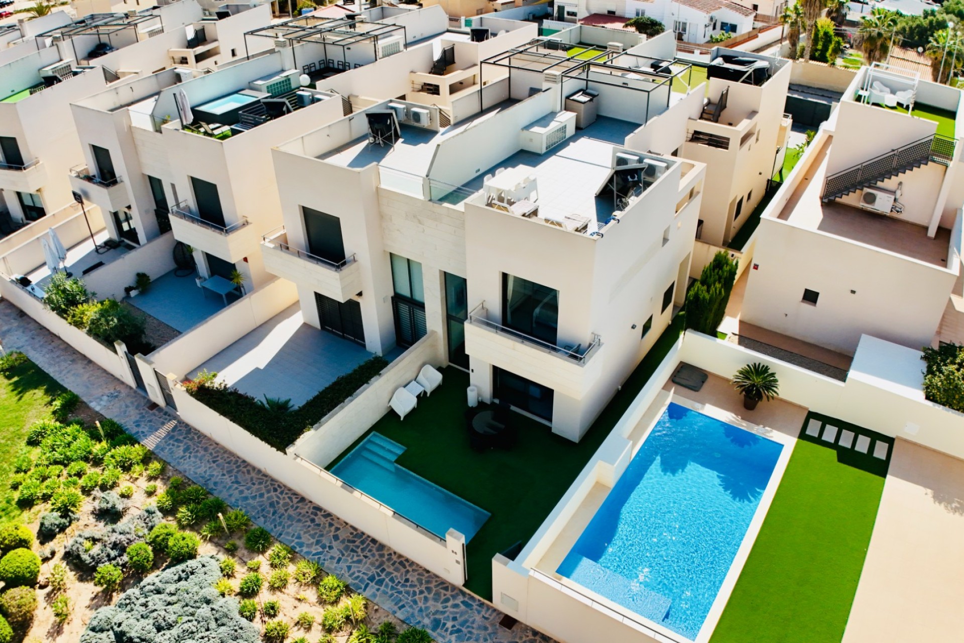 Resale - Villa - Orihuela Costa - Los Dolses