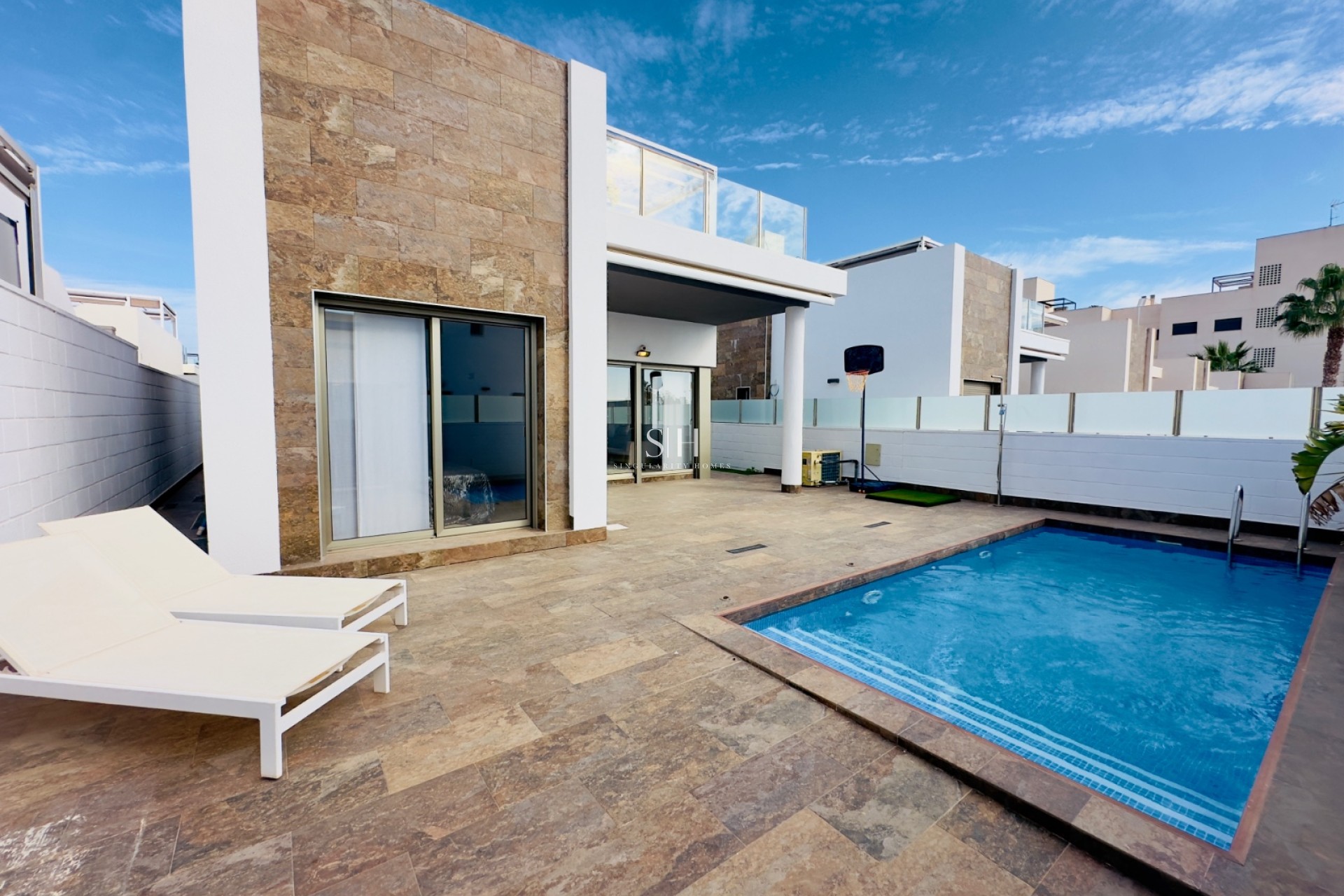 Resale - Villa - Orihuela Costa - Los Dolses