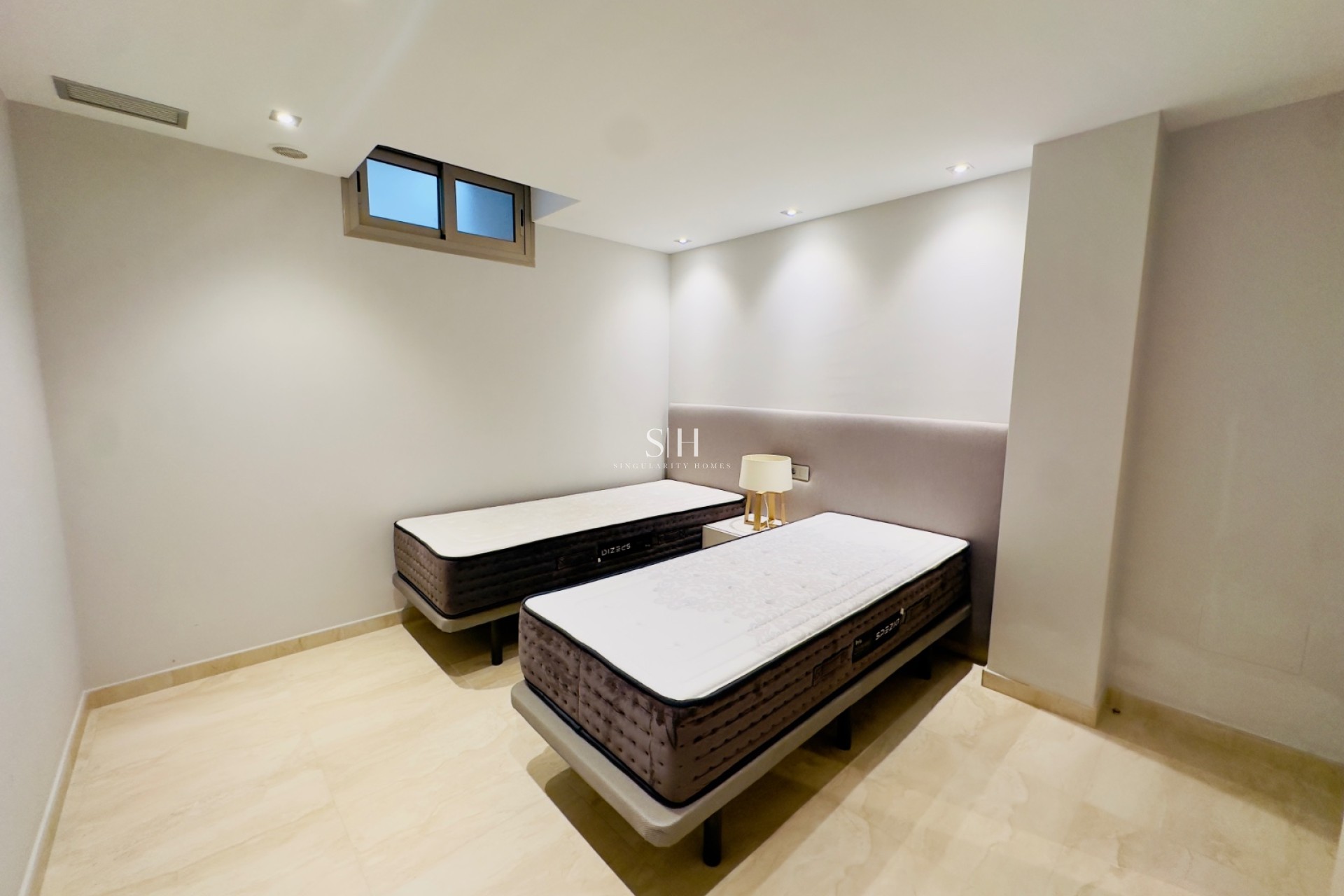 Resale - Villa - Orihuela Costa - Los Dolses