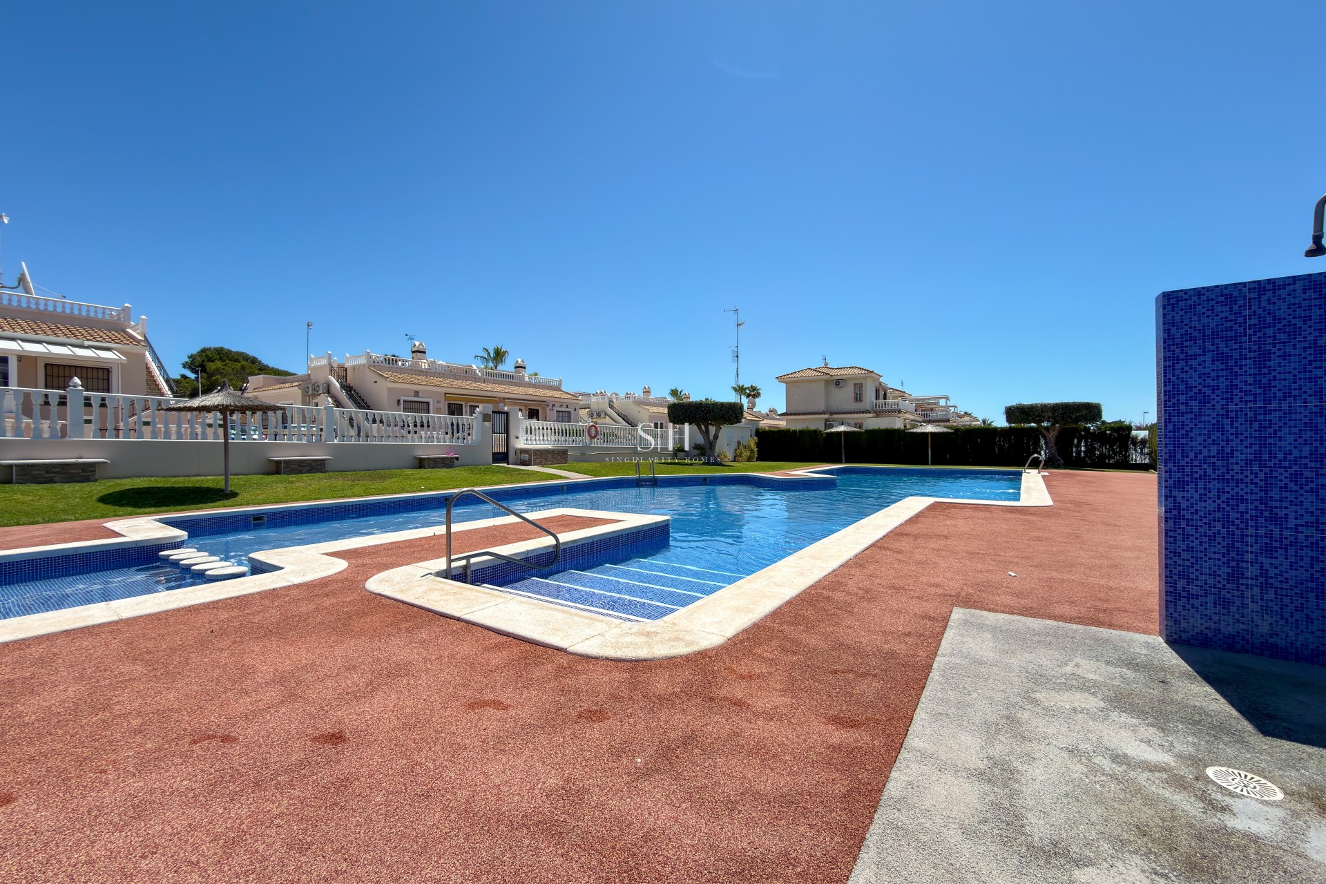 Resale - Villa - Orihuela Costa - Los Dolses