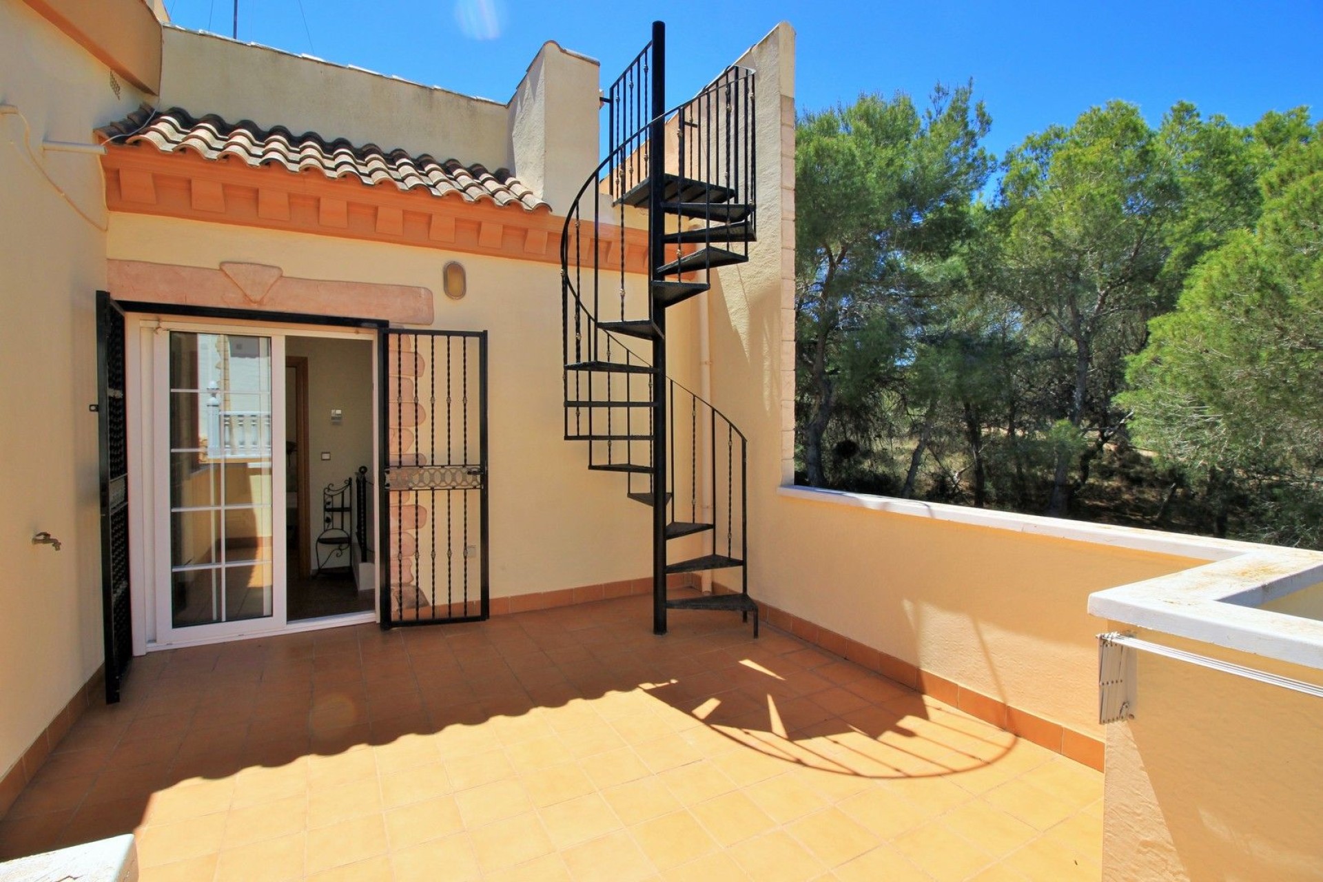 Resale - Villa - Orihuela Costa - Los Dolses