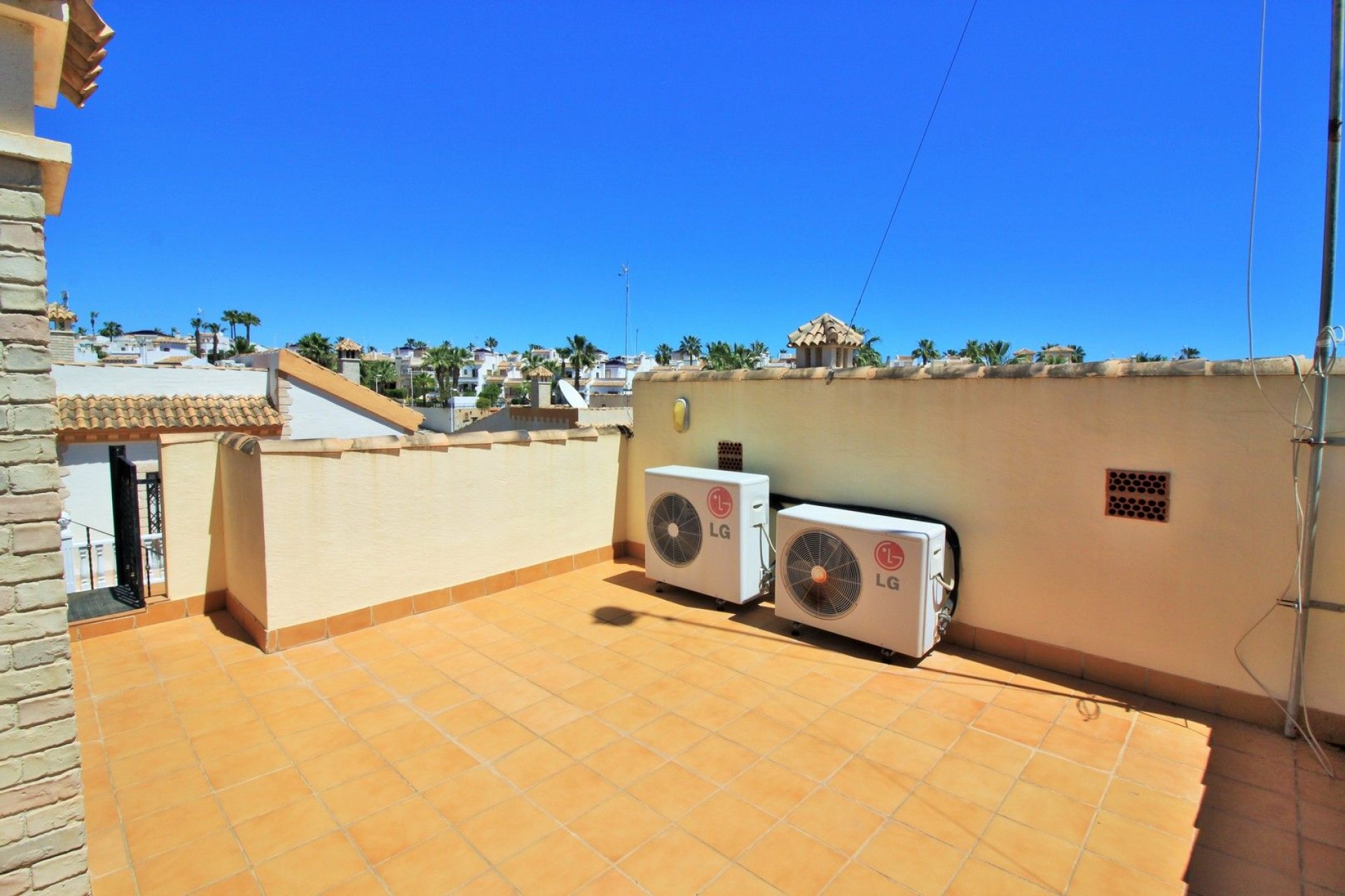 Resale - Villa - Orihuela Costa - Los Dolses