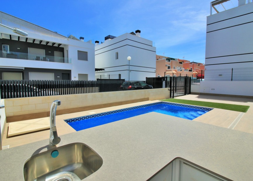 Resale - Villa - Orihuela Costa - PAU 26