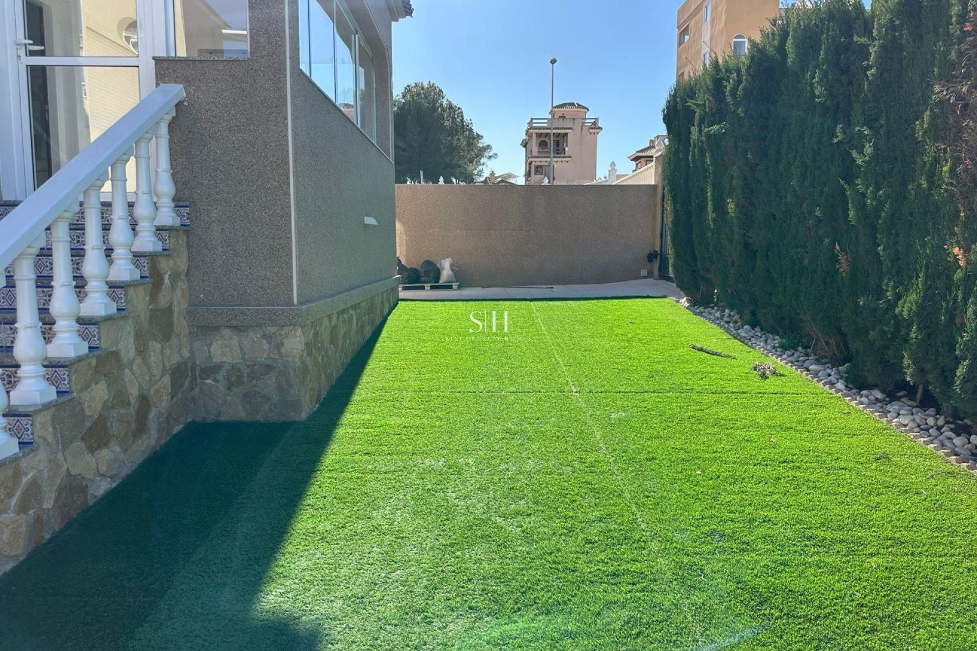 Resale - Villa - Orihuela Costa - PAU 26