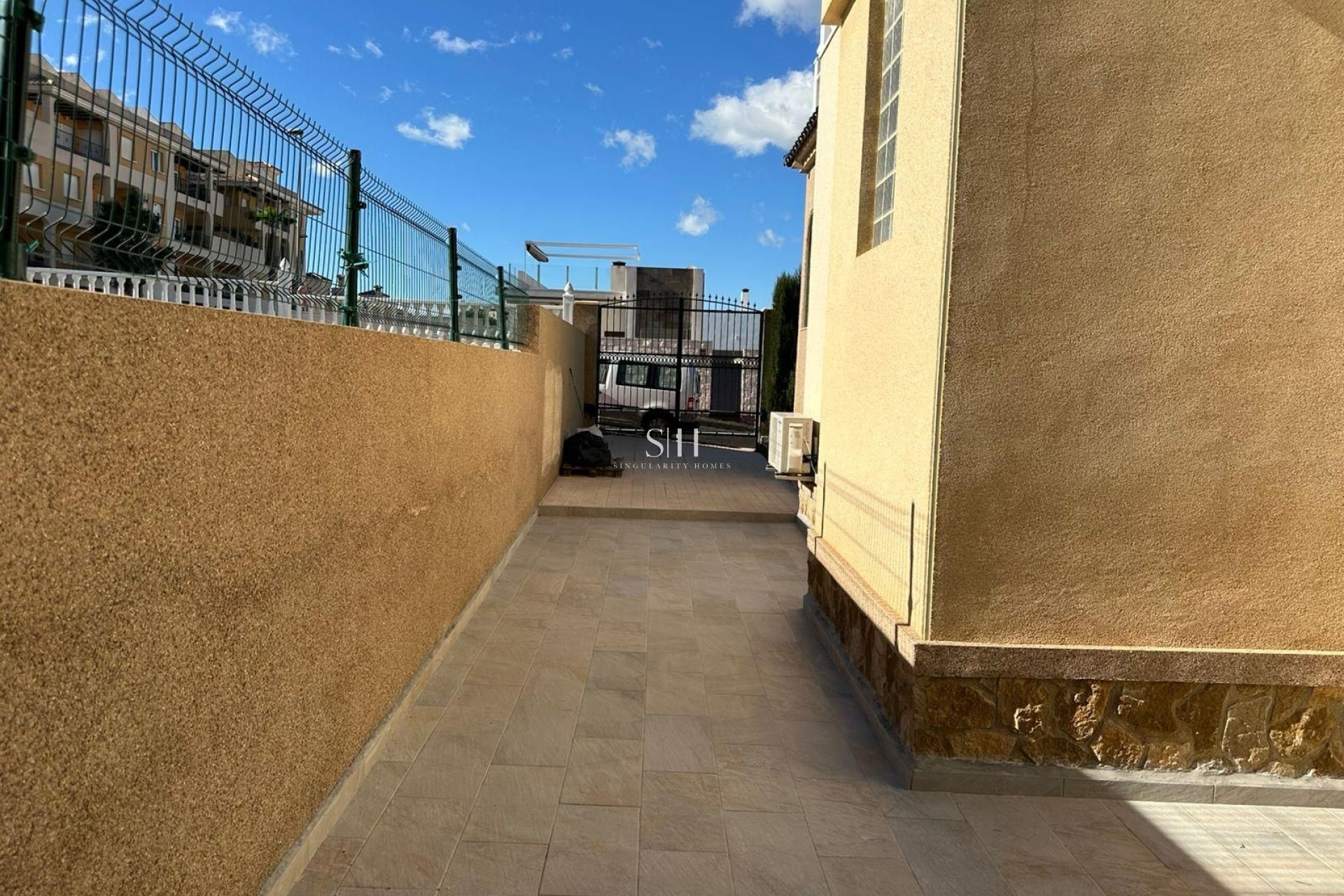 Resale - Villa - Orihuela Costa - PAU 26