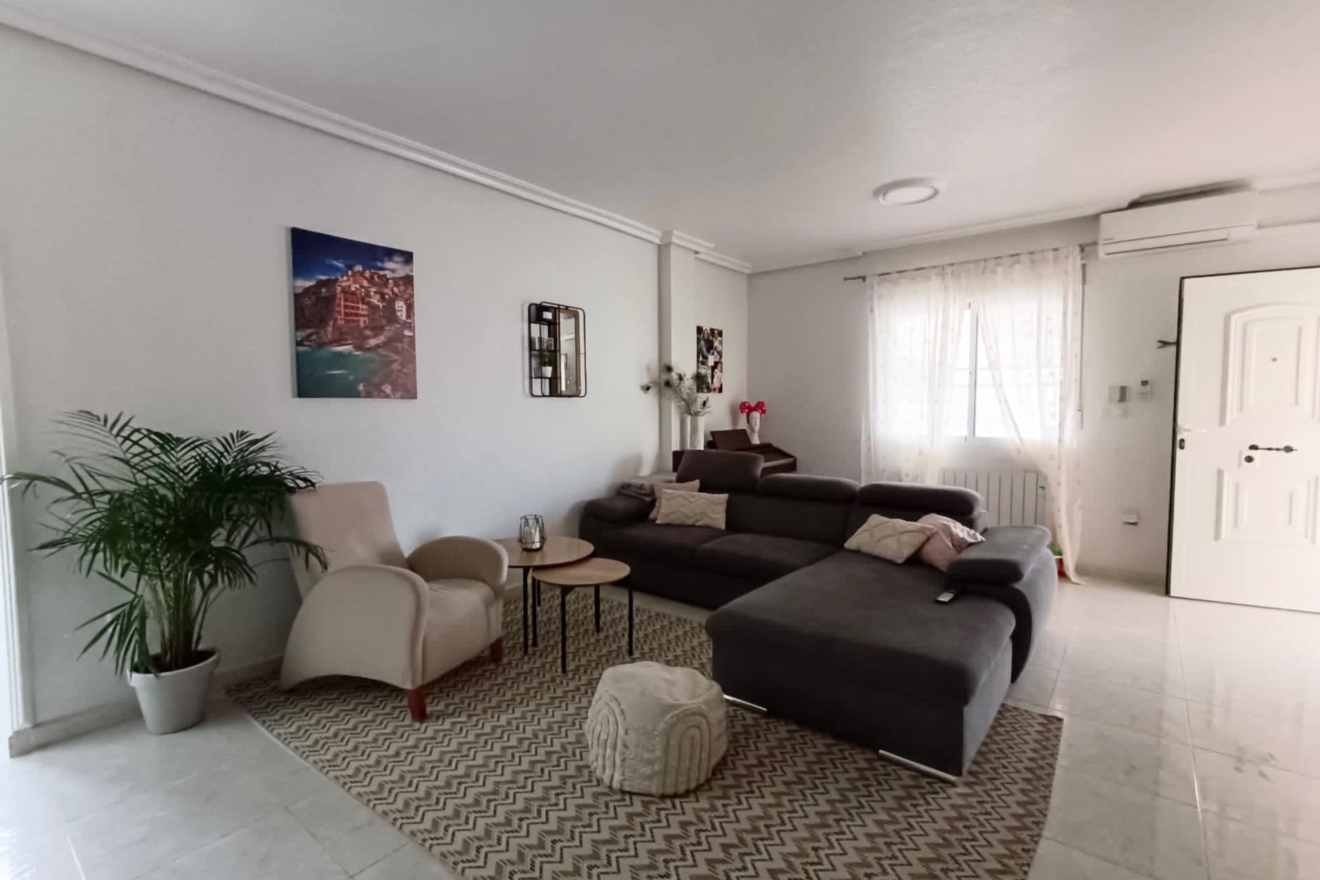 Resale - Villa - Orihuela Costa - Playa Flamenca