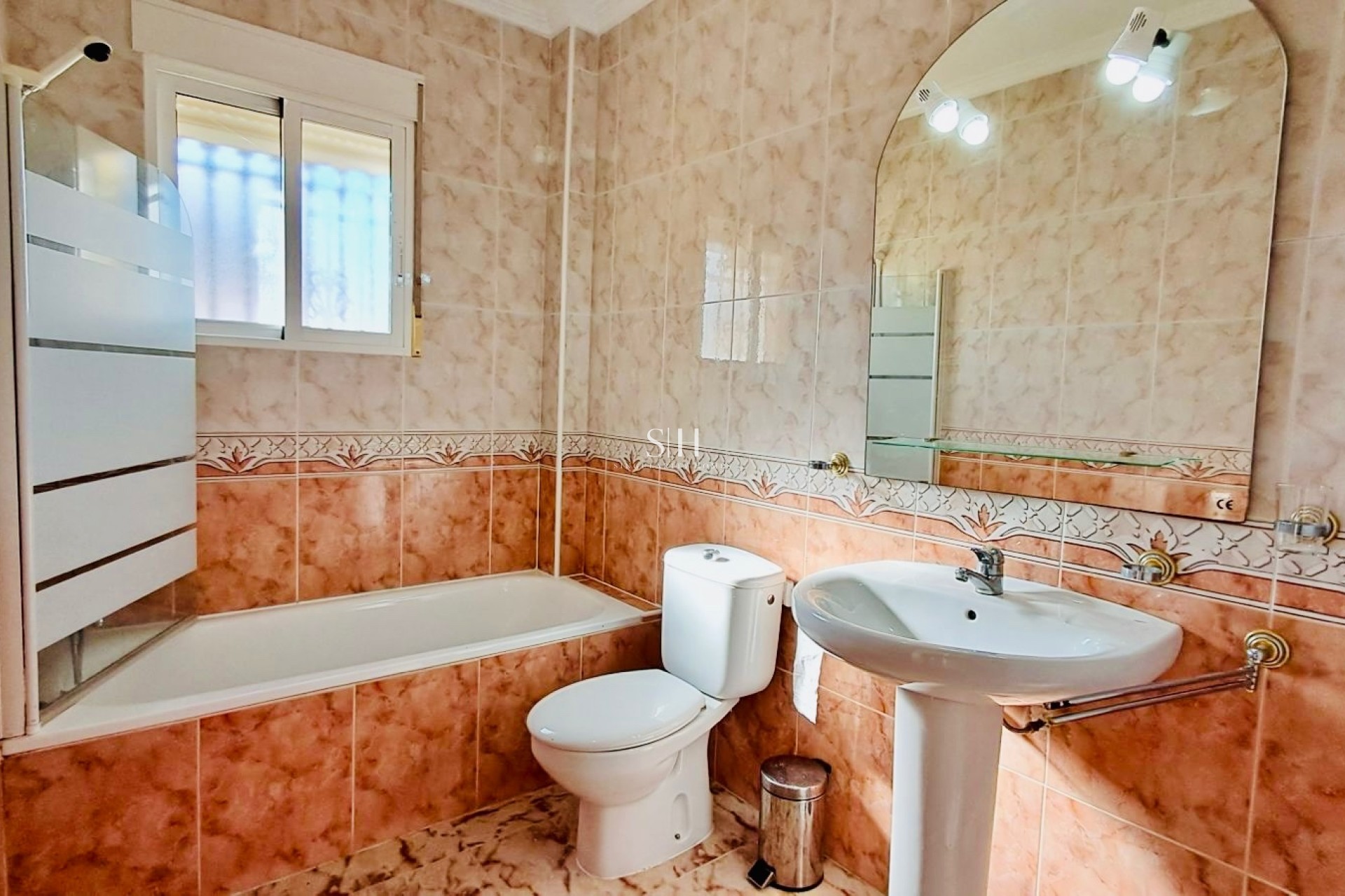 Resale - Villa - Orihuela Costa - Playa Flamenca