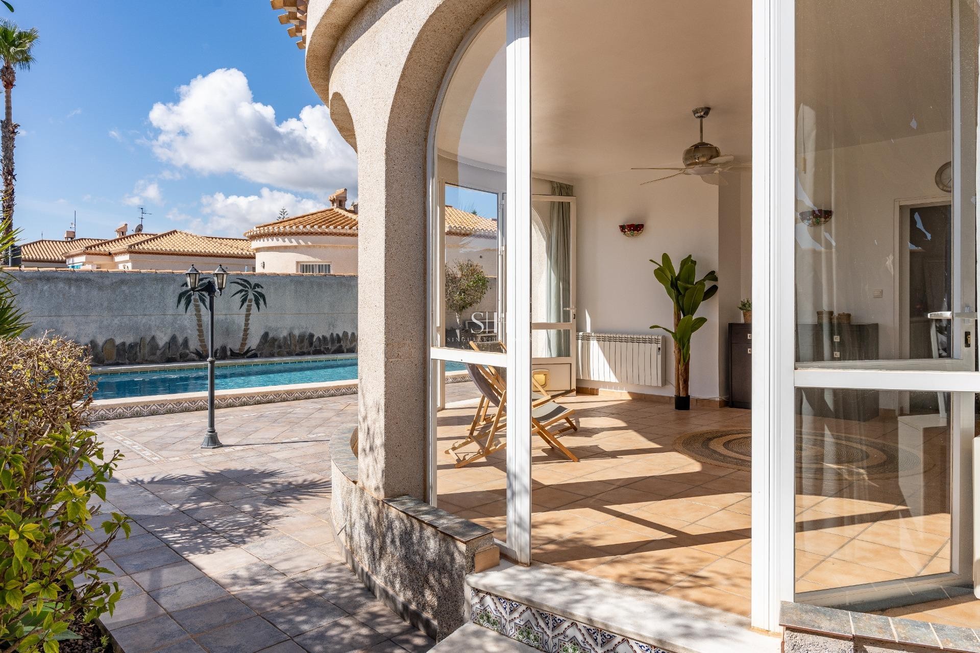 Resale - Villa - Orihuela Costa - Playa Flamenca