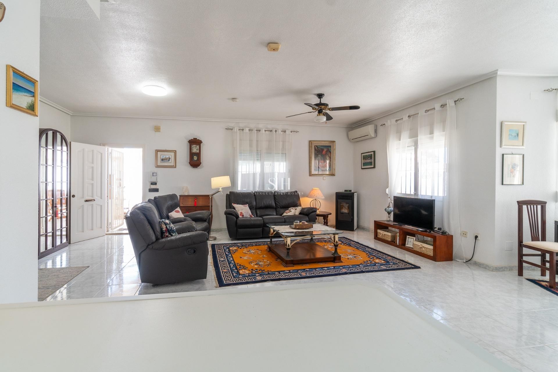 Resale - Villa - Orihuela Costa - Playa Flamenca