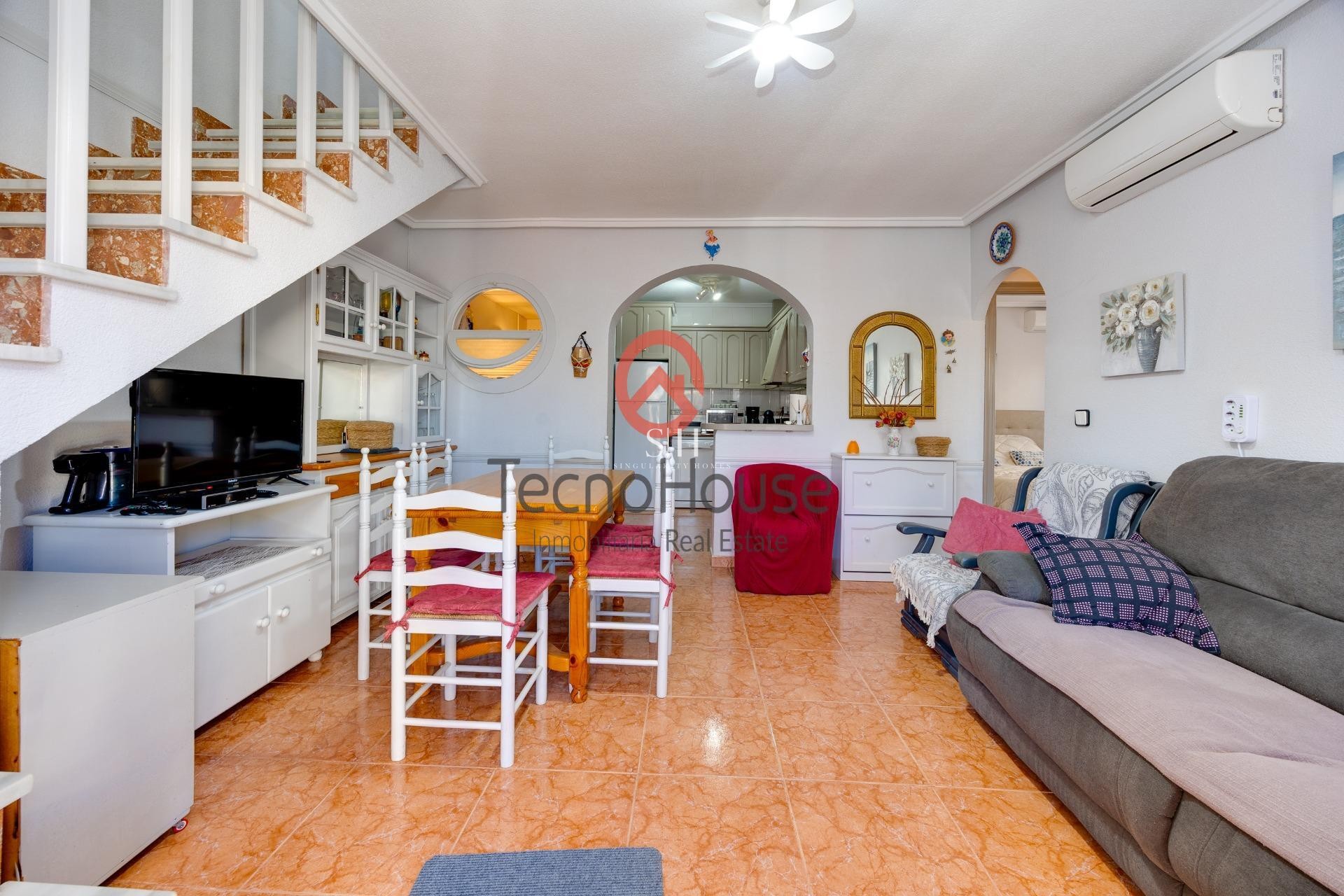 Resale - Villa - Orihuela Costa - Playa Flamenca