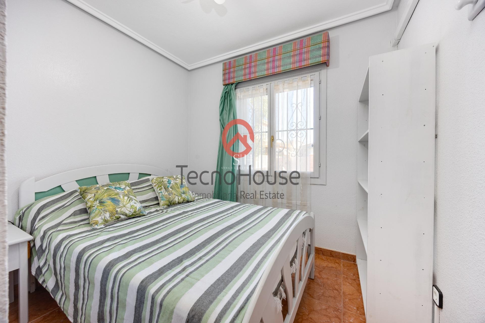 Resale - Villa - Orihuela Costa - Playa Flamenca