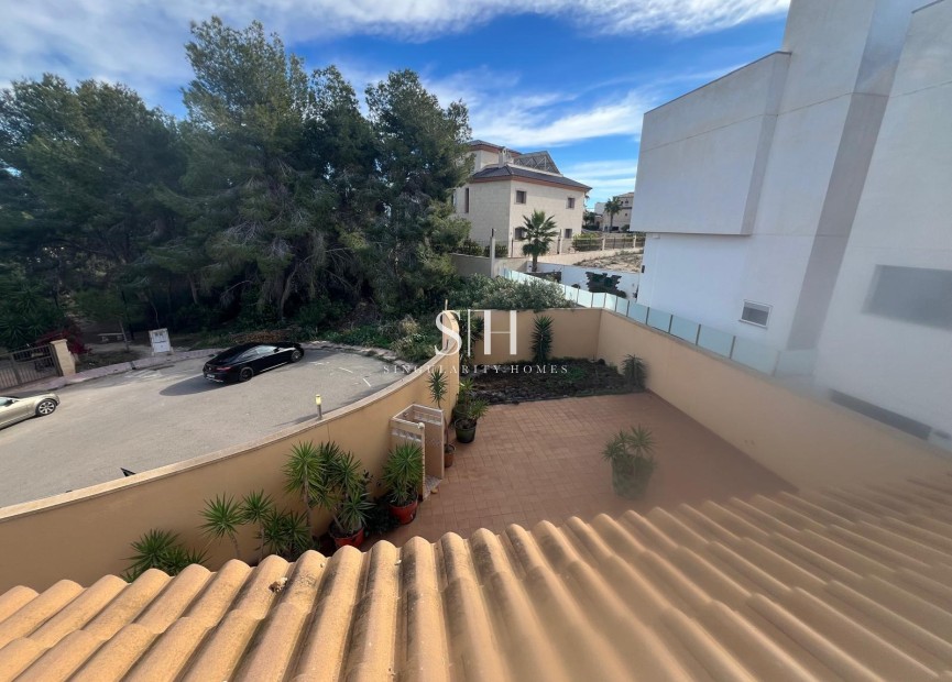 Resale - Villa - Orihuela Costa - Villamartín-las Filipinas