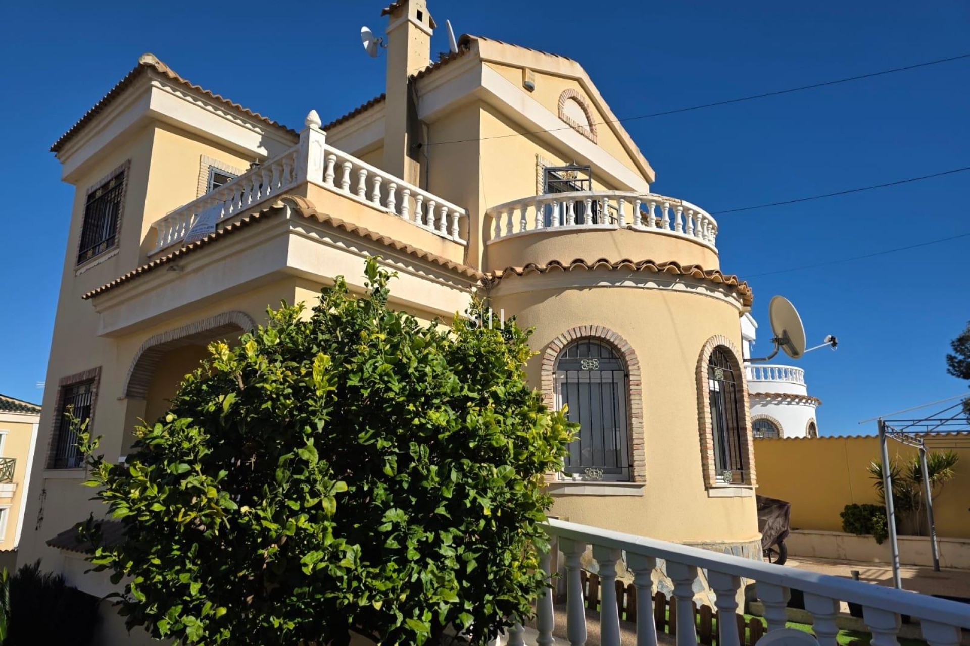 Resale - Villa - Orihuela Costa - Villamartín-las Filipinas