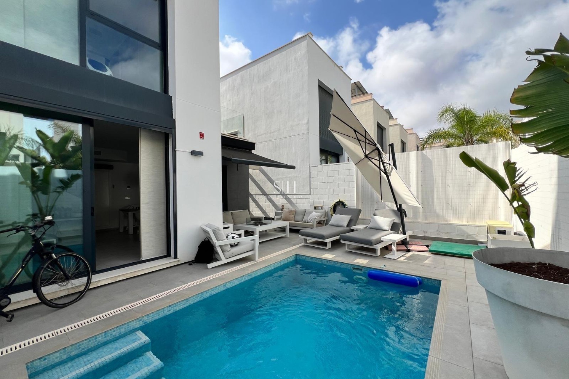 Resale - Villa - Orihuela Costa - Villamartín-las Filipinas