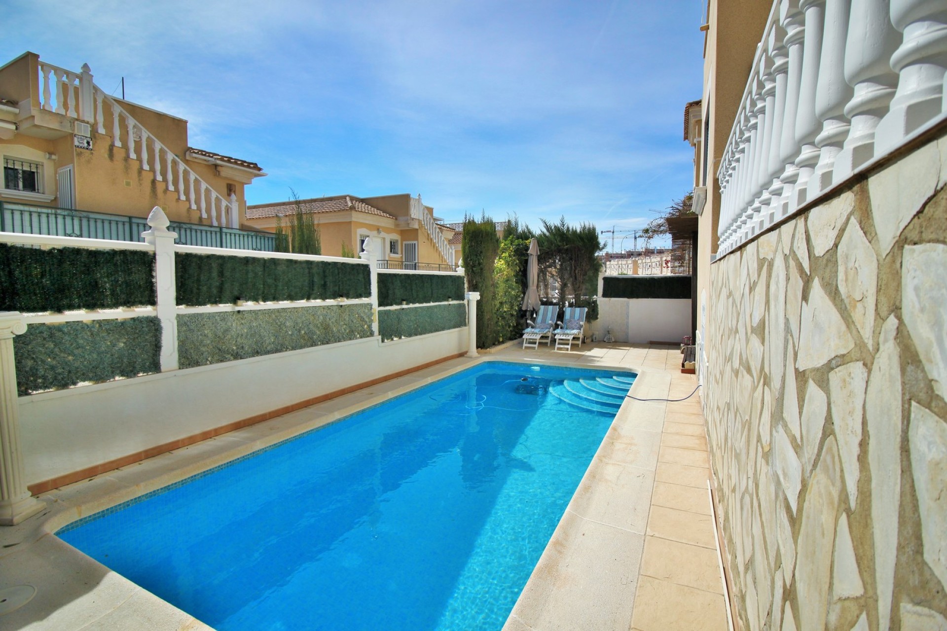 Resale - Villa - Orihuela Costa - Villamartín