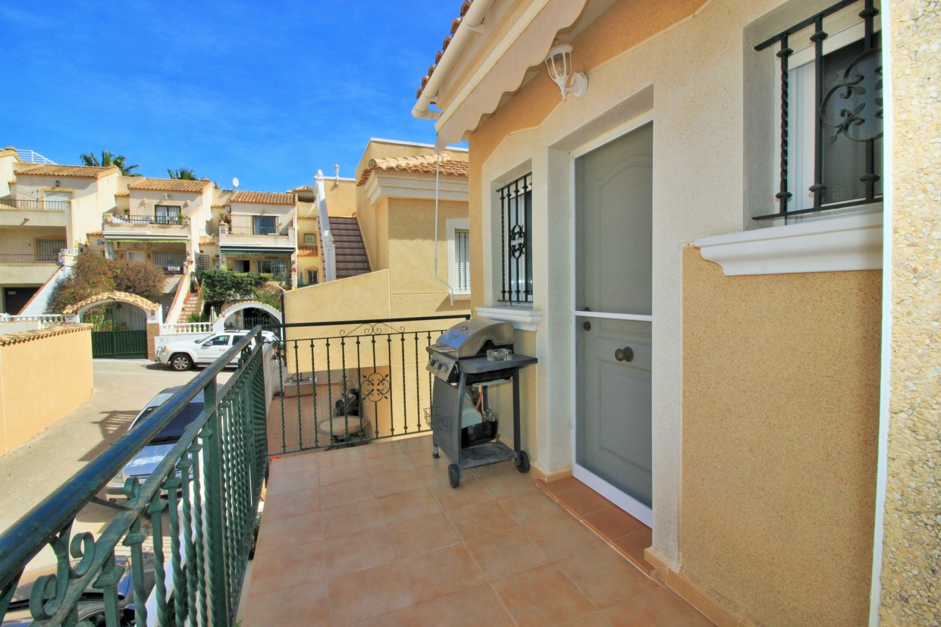 Resale - Villa - Orihuela Costa - Villamartín