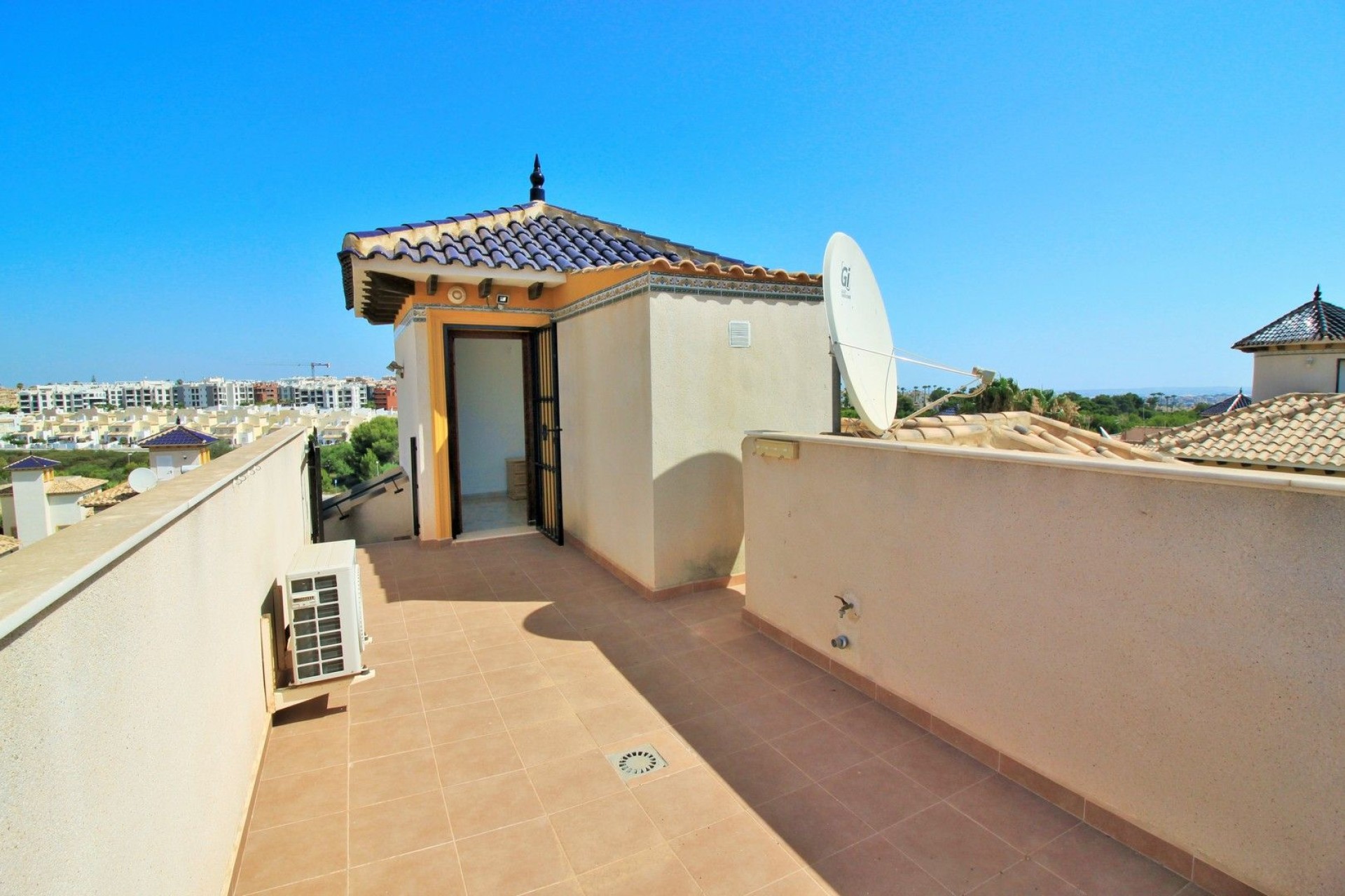 Resale - Villa - Orihuela Costa - Villamartín