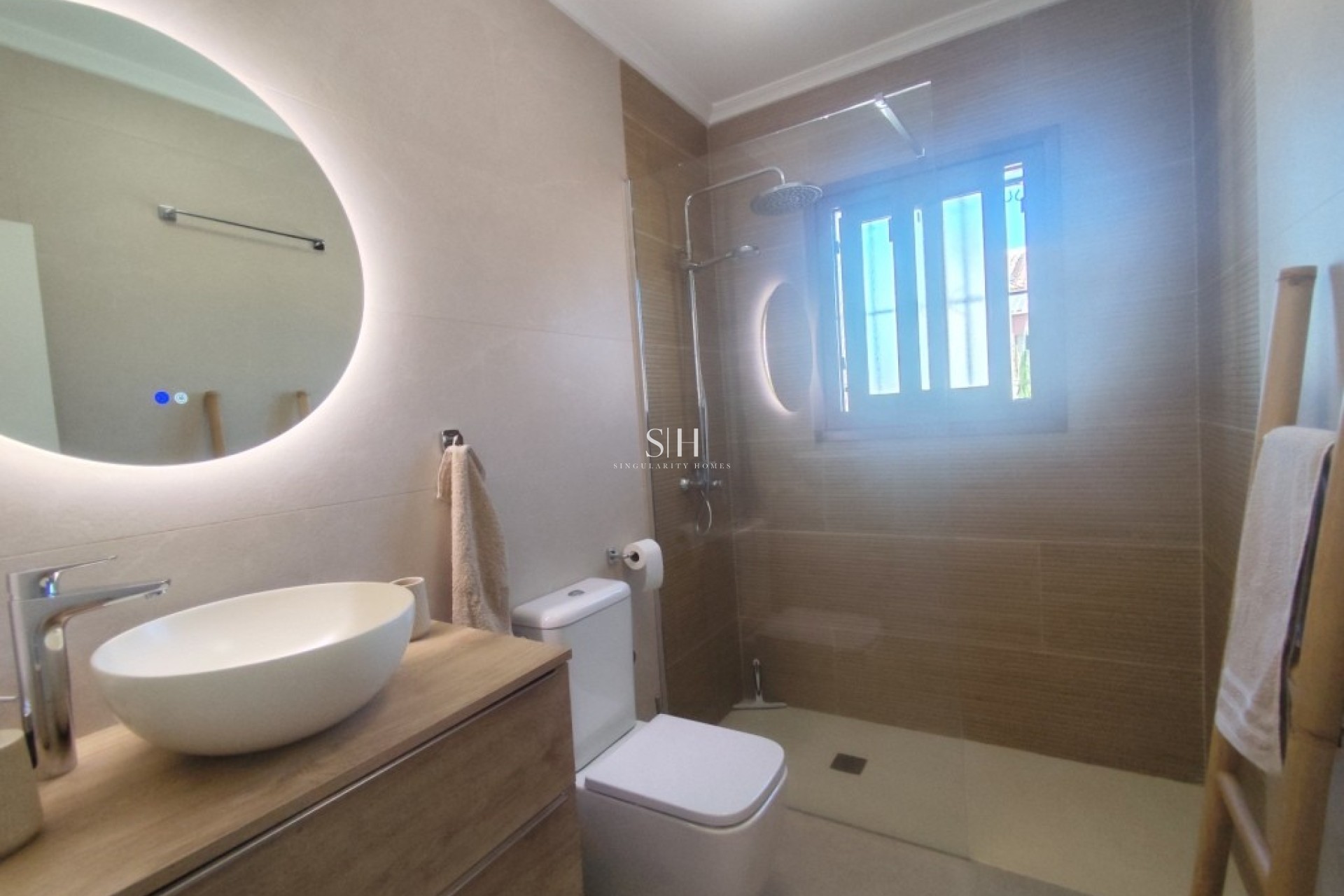 Resale - Villa - Orihuela Costa - Villamartin