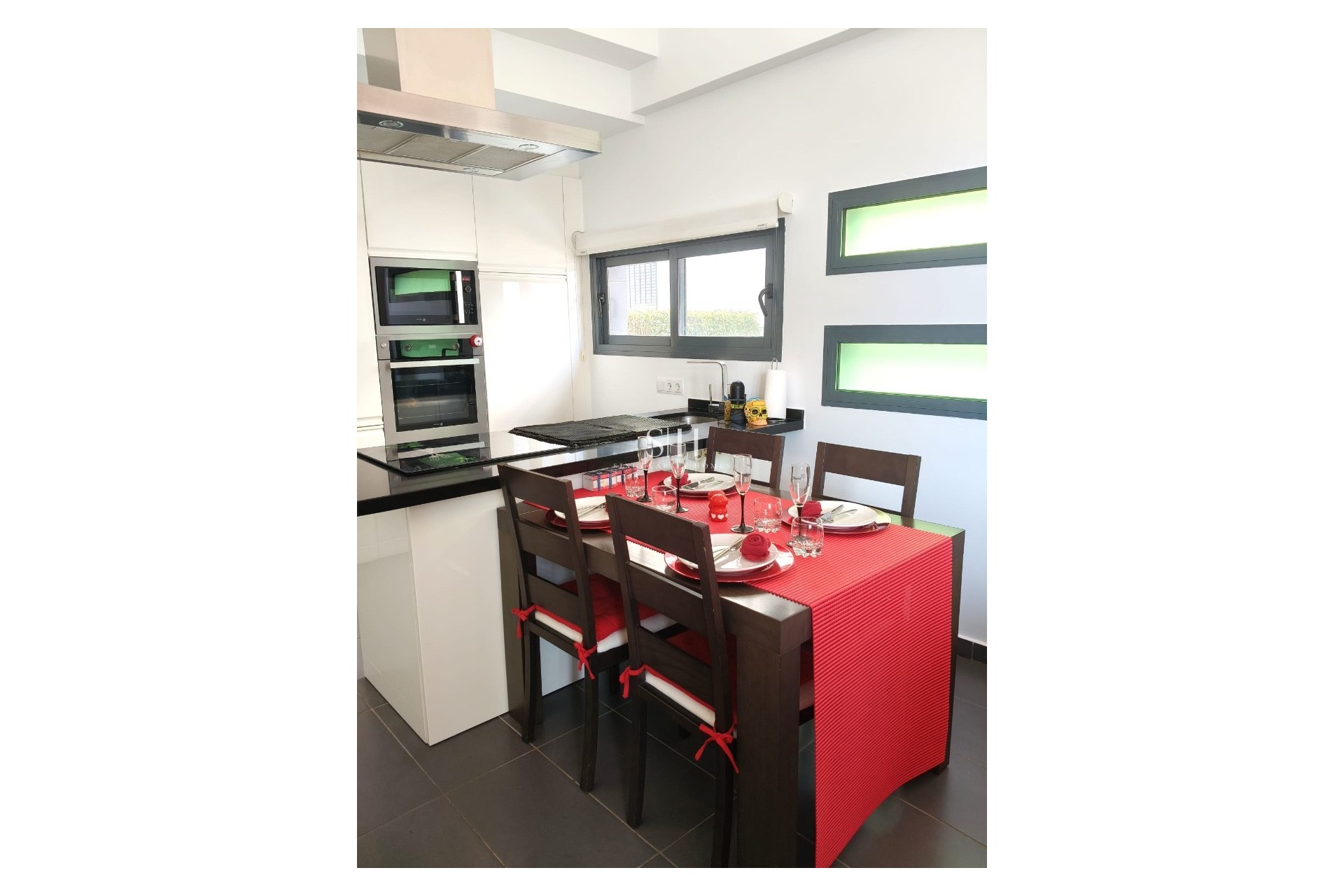 Resale - Villa - Orihuela Costa - Villamartin