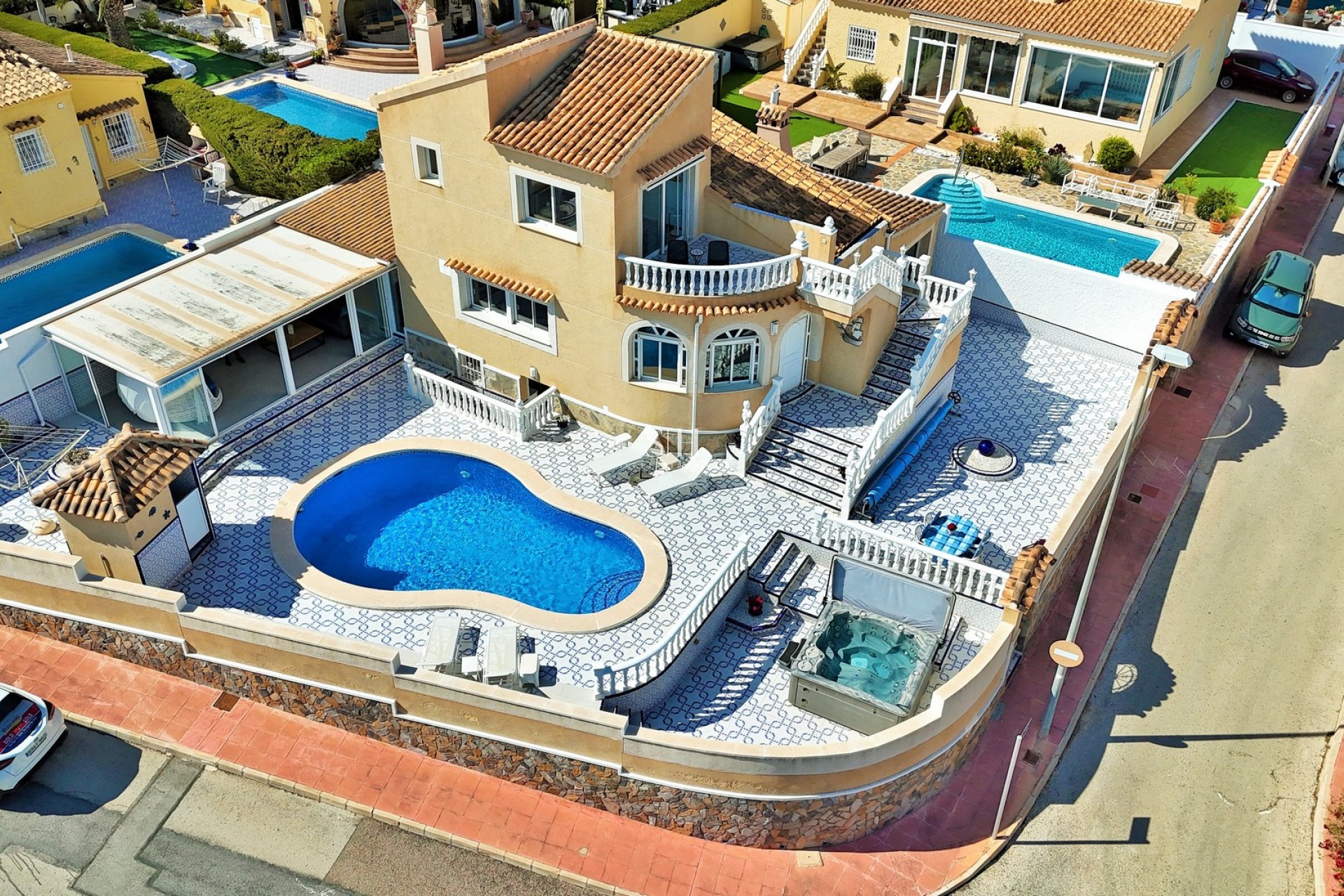 Resale - Villa - Orihuela Costa - Villamartin