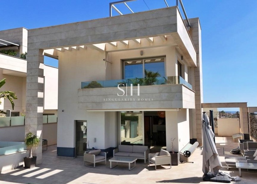 Resale - Villa - Orihuela Costa - Villamartin