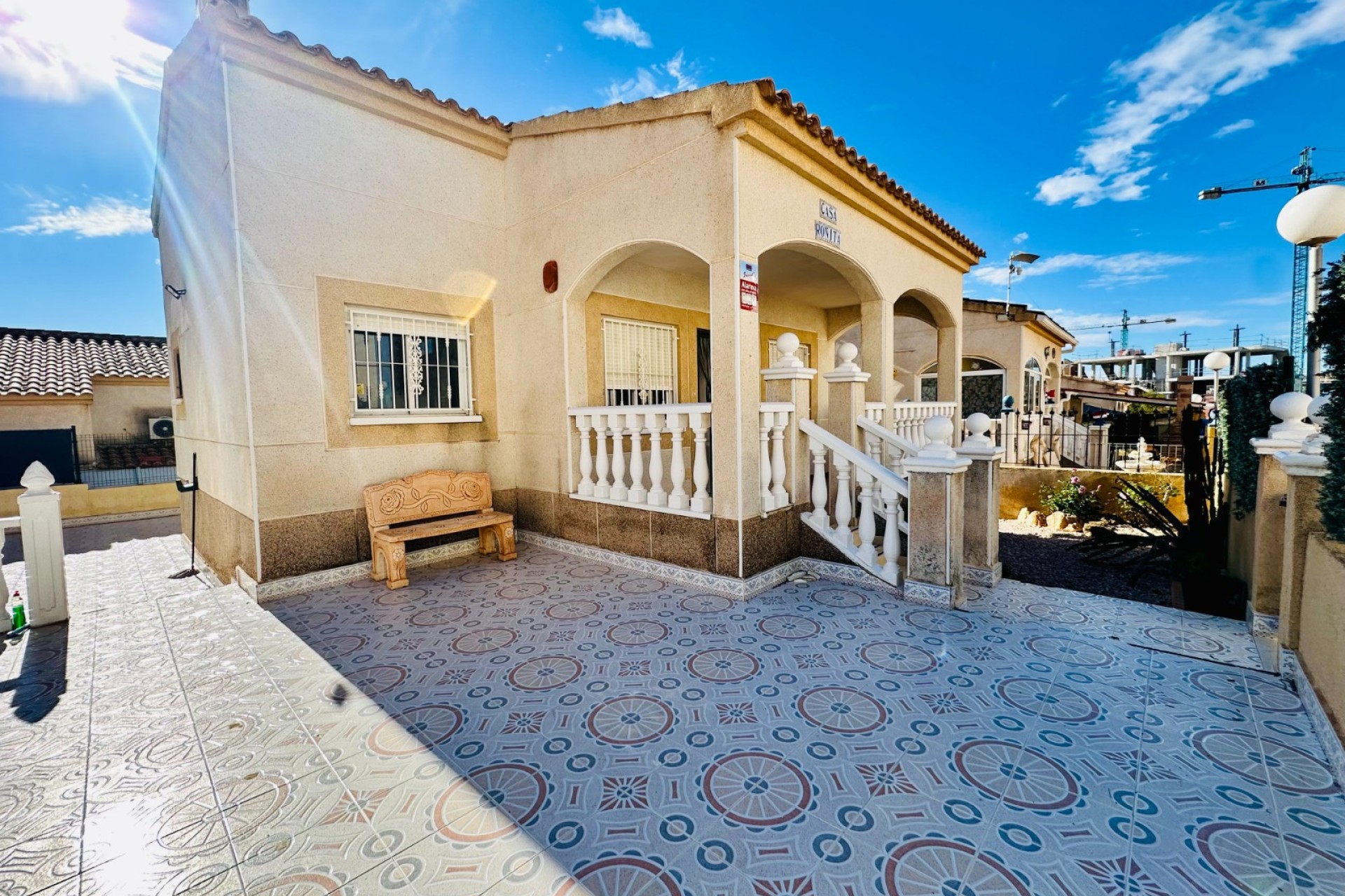 Resale - Villa - Orihuela Costa