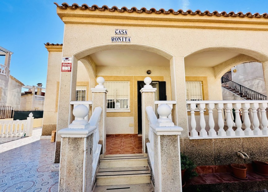 Resale - Villa - Orihuela Costa