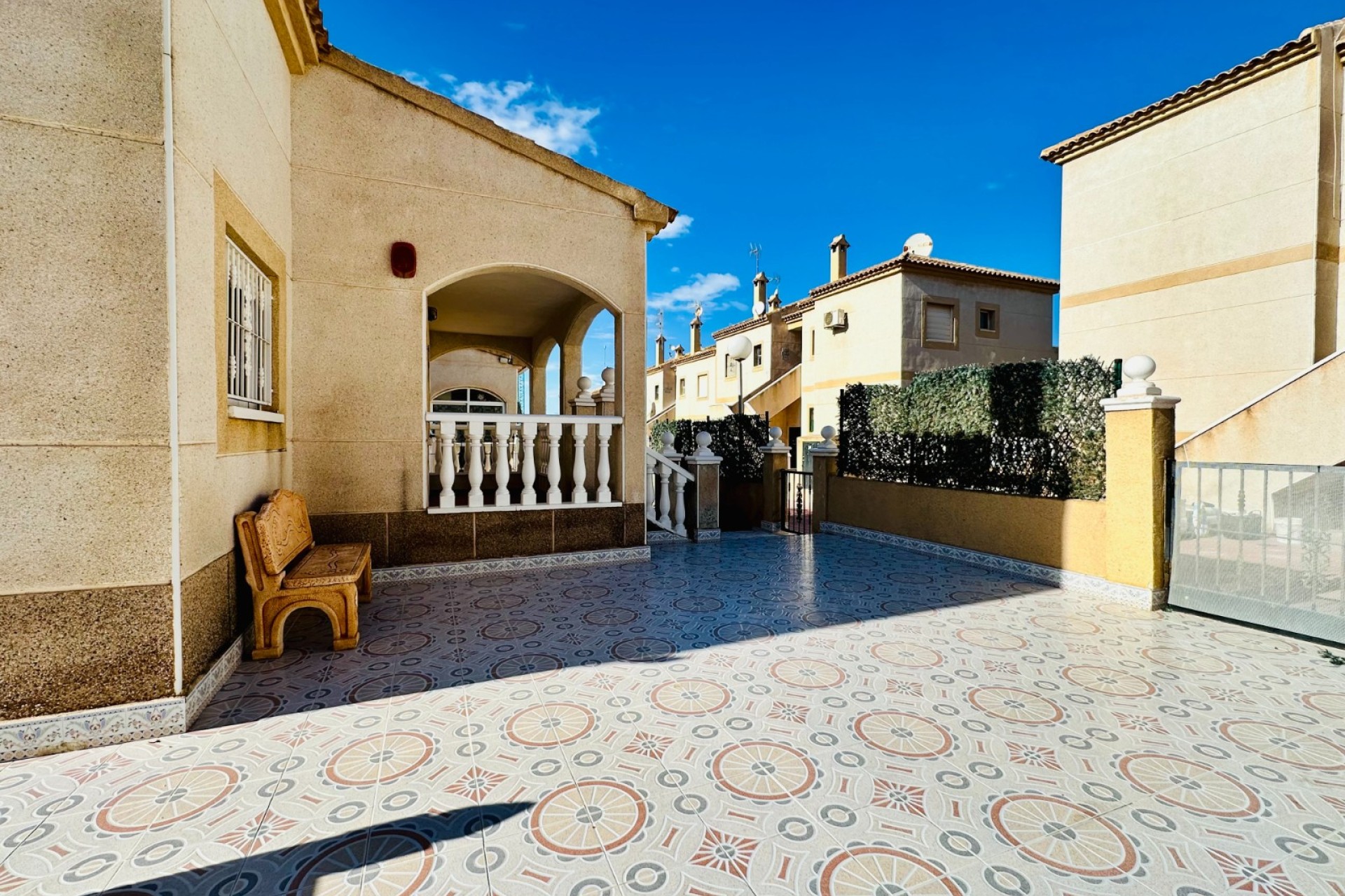 Resale - Villa - Orihuela Costa