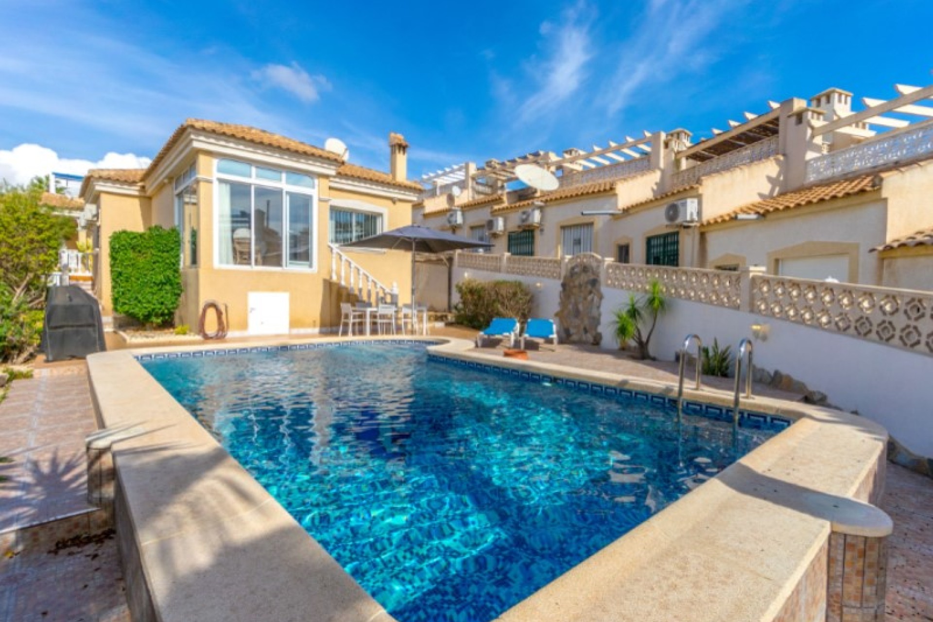 Resale - Villa - Orihuela - Inland