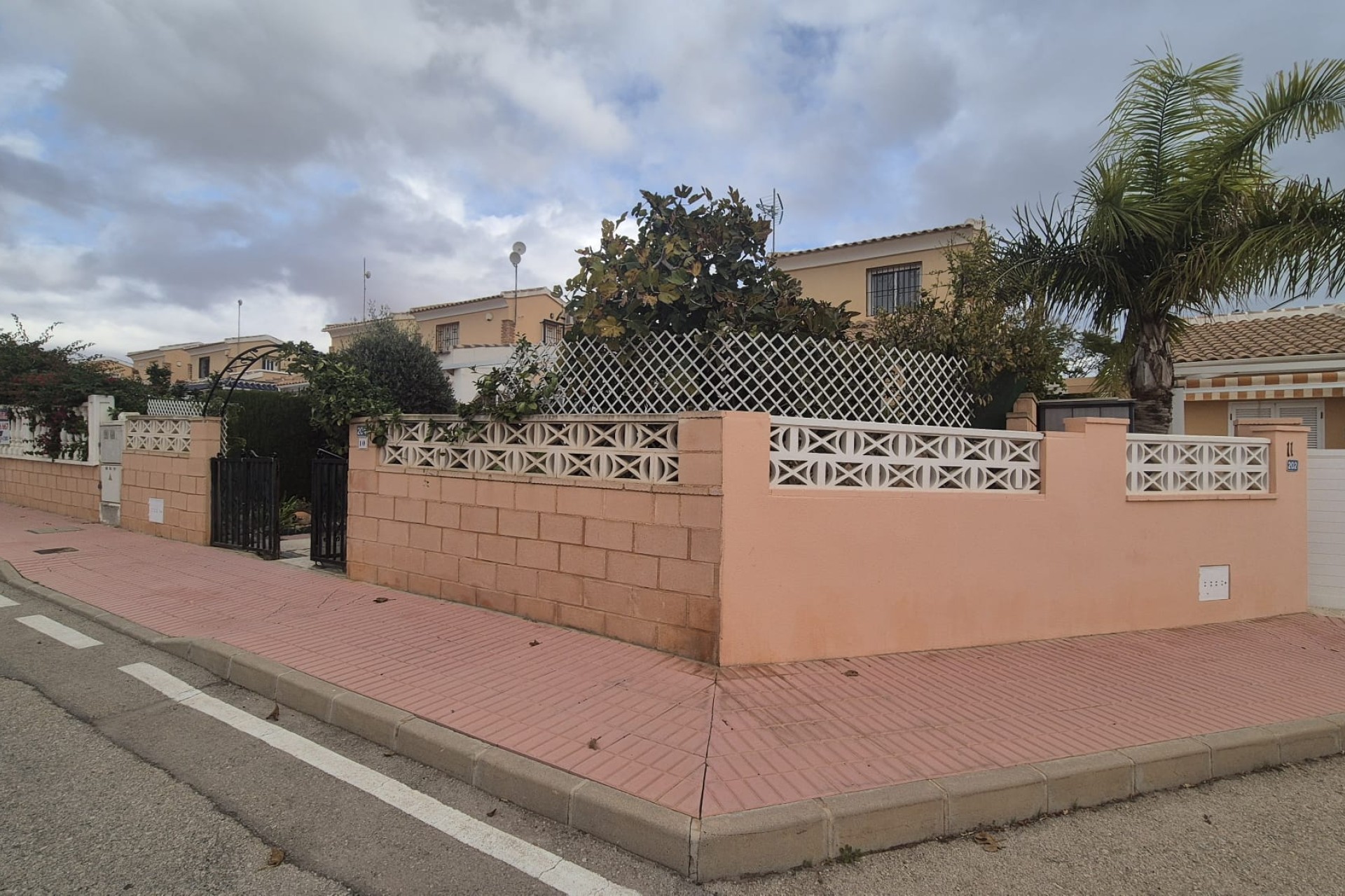 Resale - Villa - Orihuela - Inland