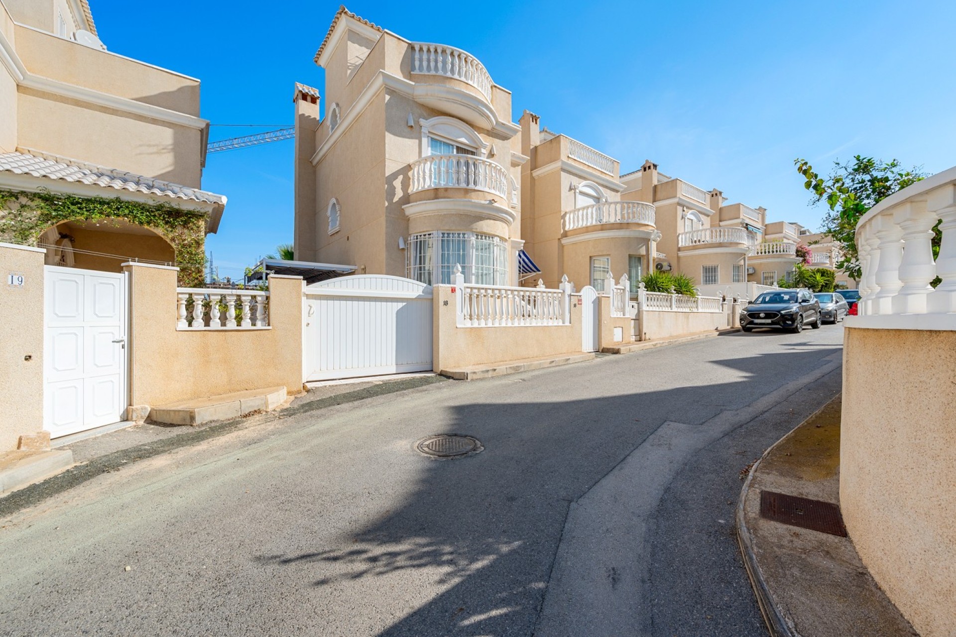 Resale - Villa - Orihuela - Inland