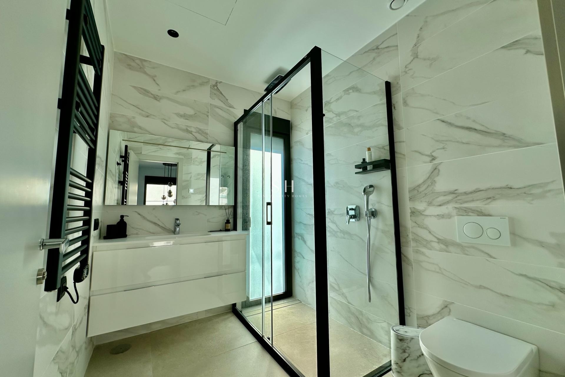 Resale - Villa - Orihuela - Las Colinas Golf