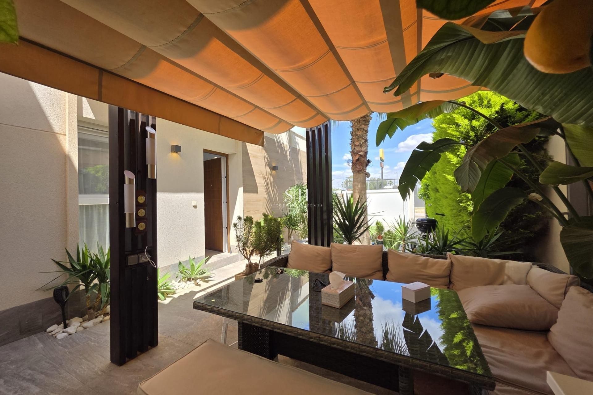 Resale - Villa - Pilar de la Horadada - Zona Pueblo