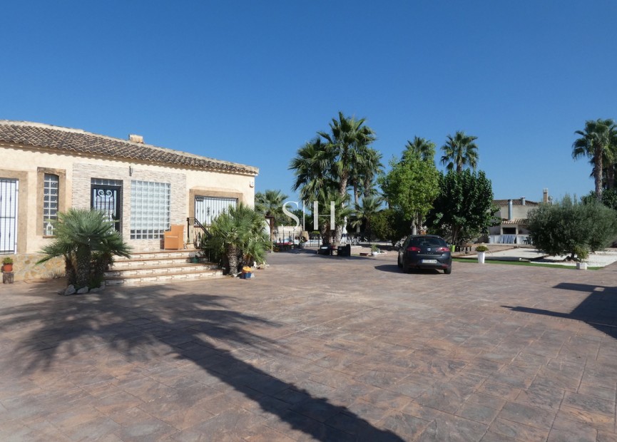 Resale - Villa - Rafal