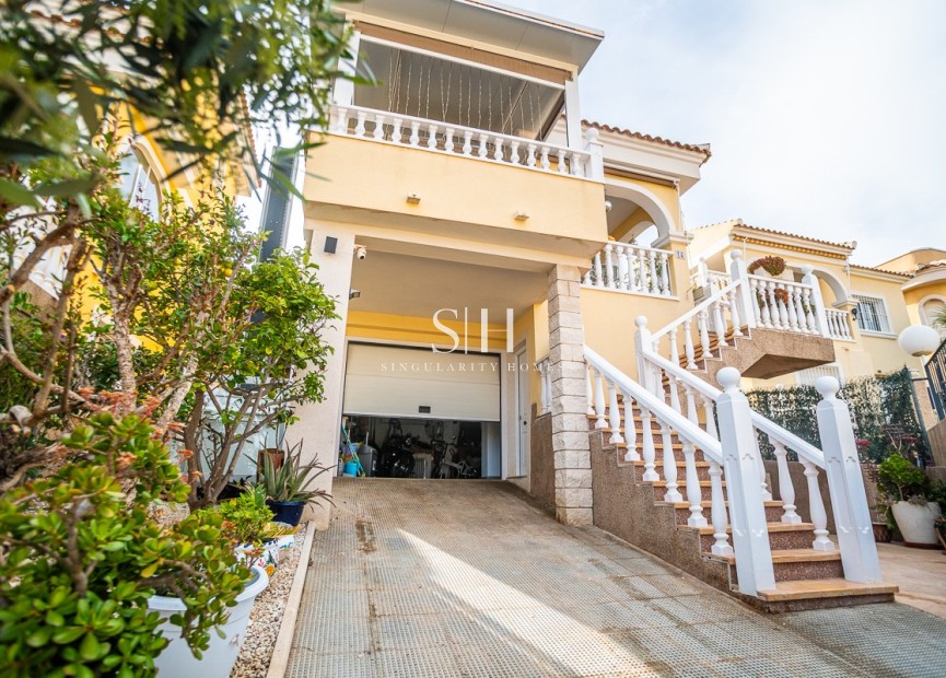Resale - Villa - San Fulgencio - Costa Blanca