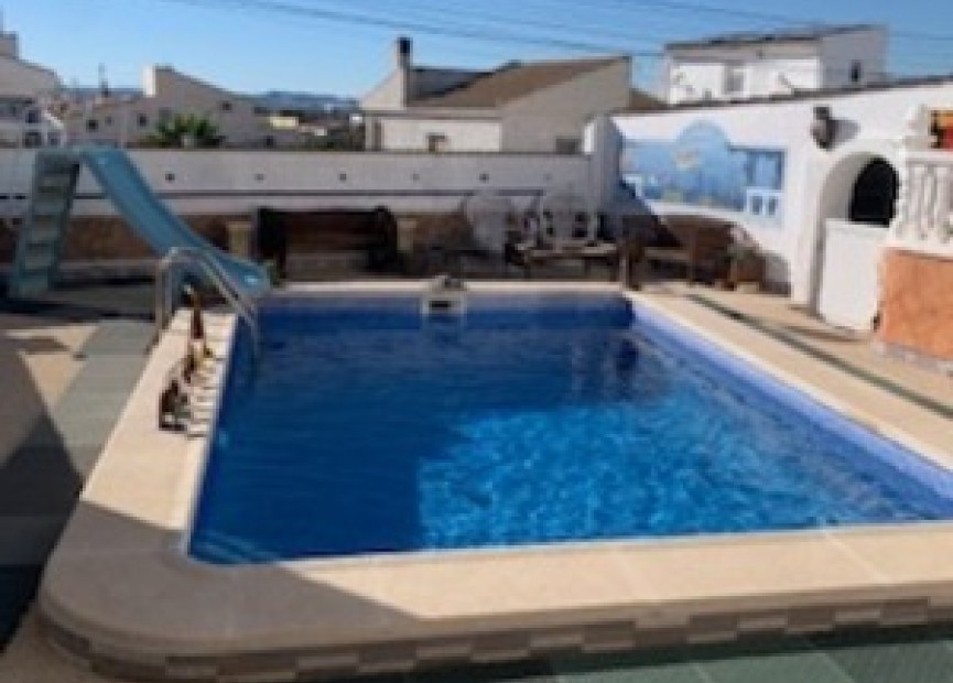 Resale - Villa - San Luis - Inland