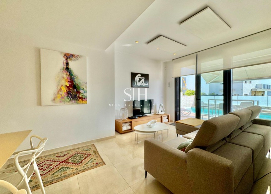 Resale - Villa - San Miguel de Salinas - Bellavista