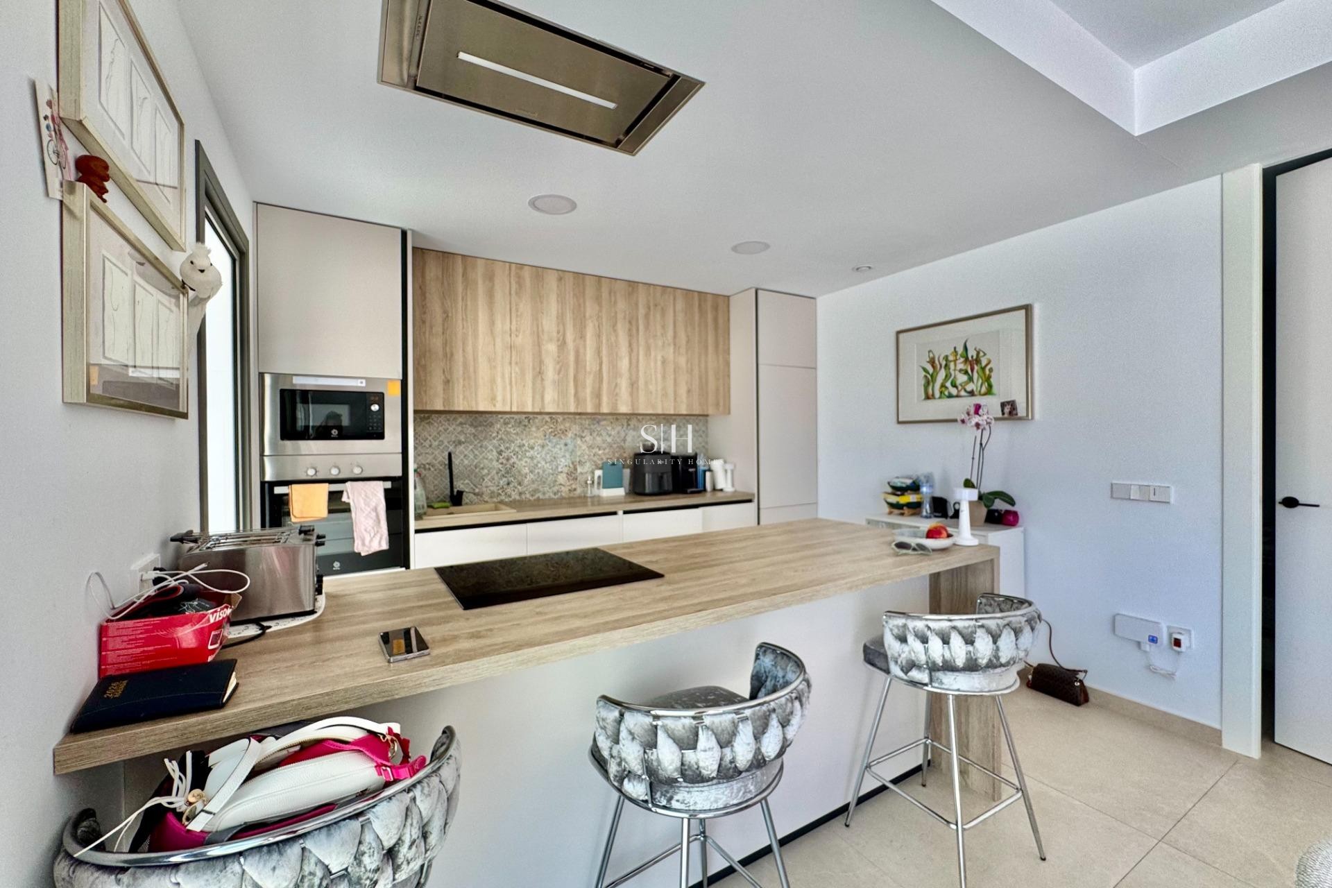 Resale - Villa - San Miguel de Salinas - Blue Lagoon - Galán