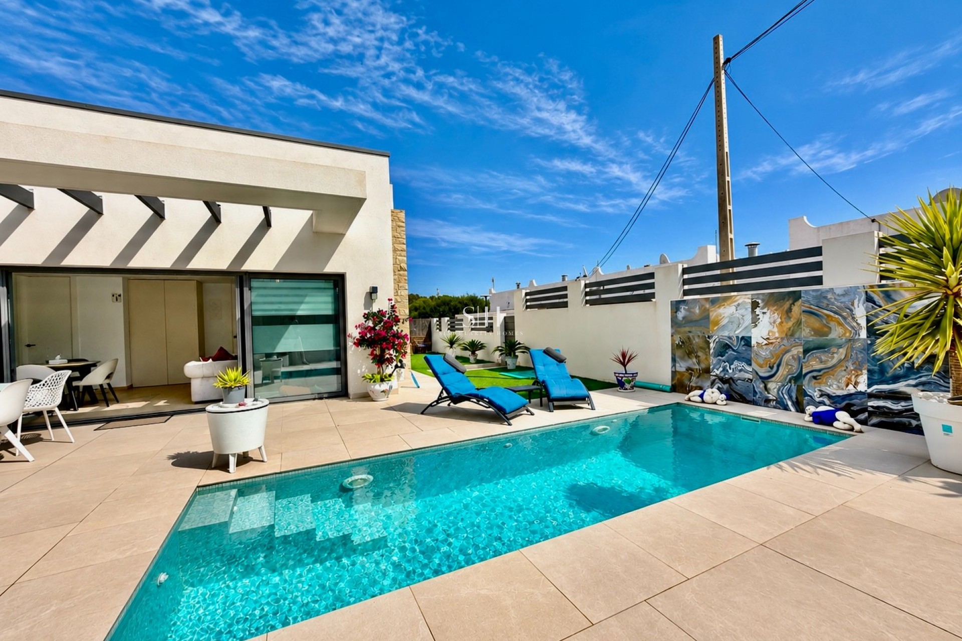 Resale - Villa - San Miguel de Salinas - Blue Lagoon - Galán