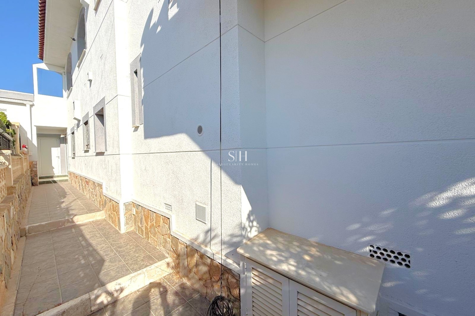 Resale - Villa - San Miguel de Salinas - BLUE LAGOON
